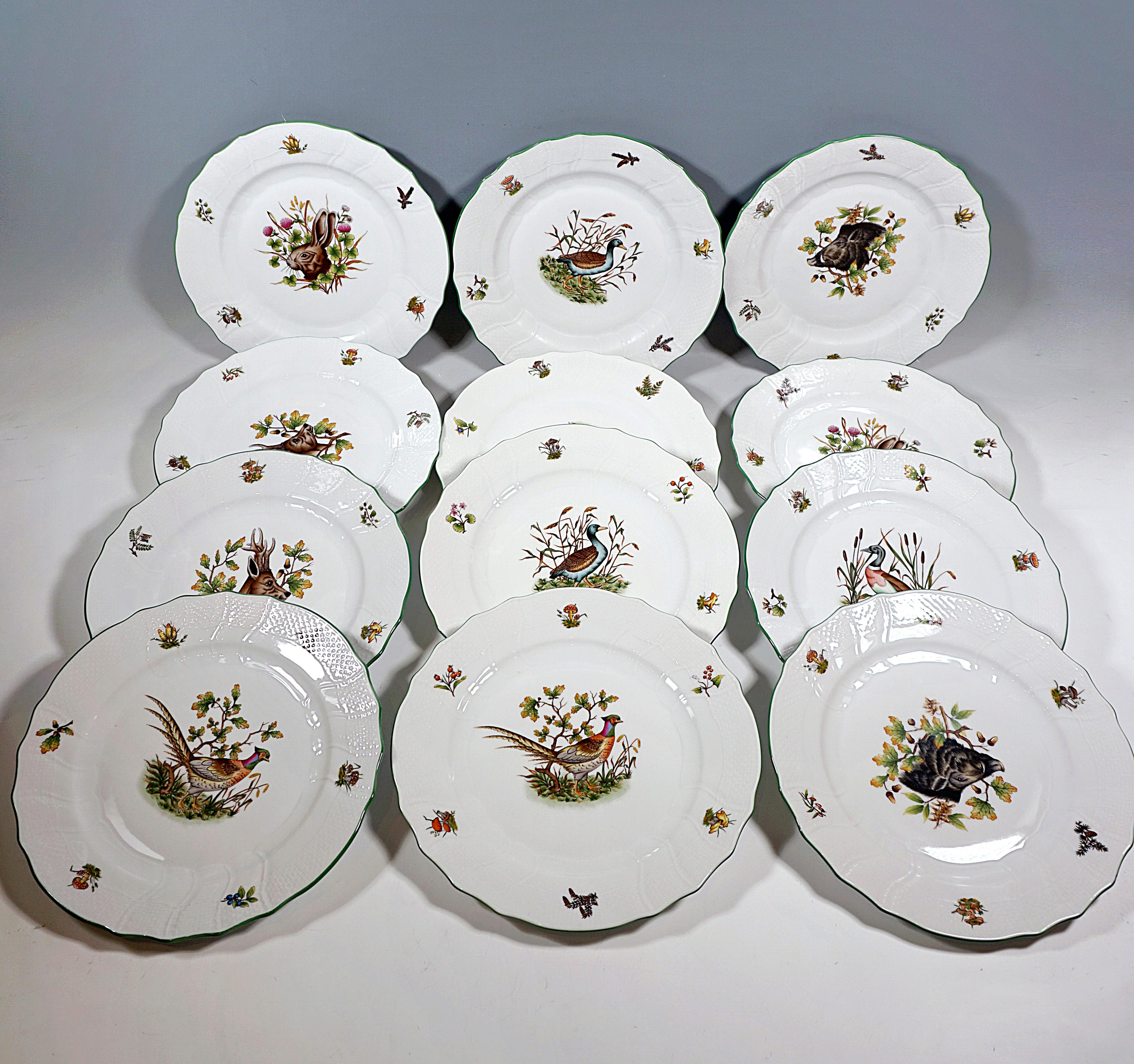 Hungarian Dinner Set For 12 Persons 'Classic Hunter Trophies' Herend Hungary, 20th Century