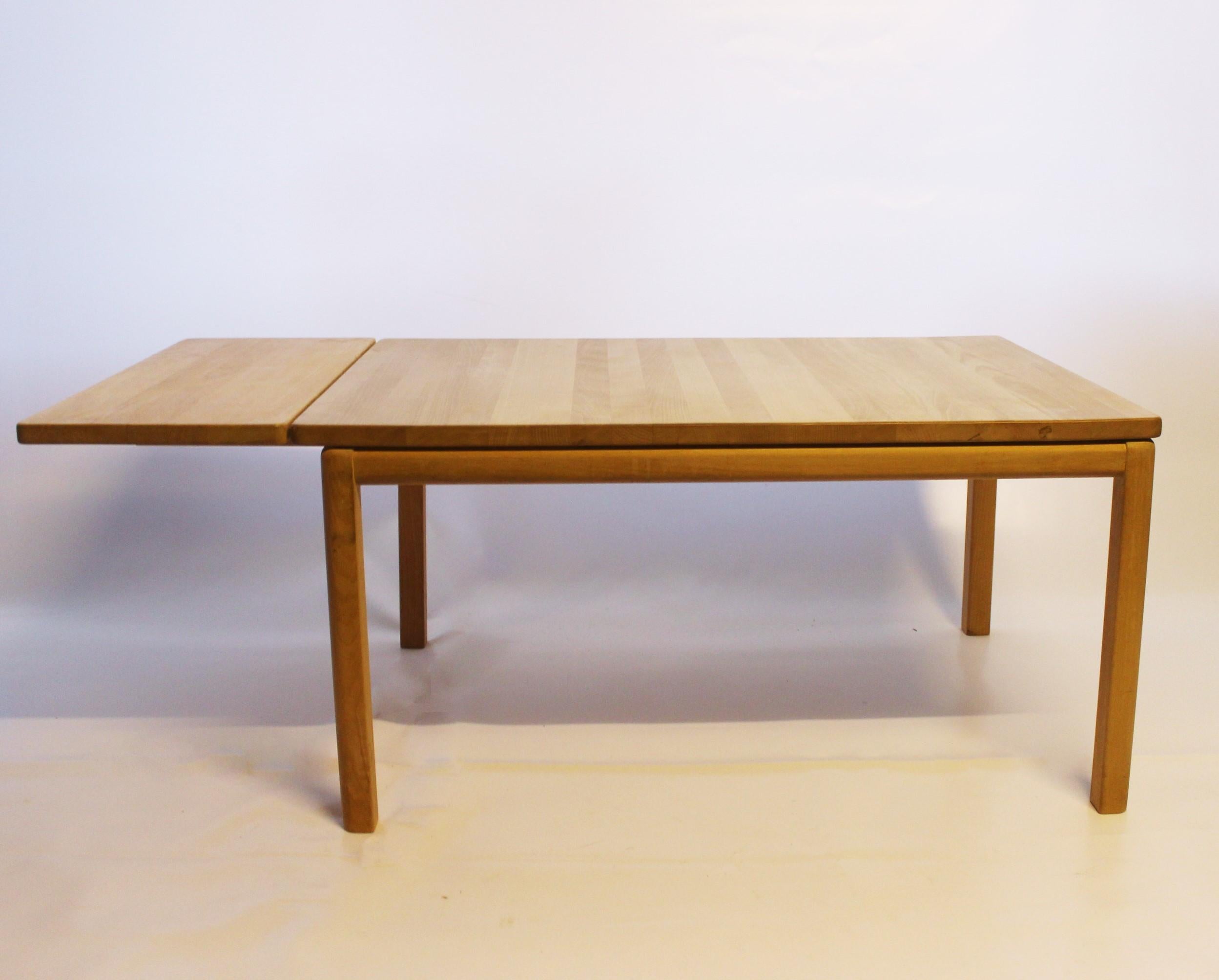 Scandinave moderne Table basse en bois de hêtre et avec rallonge de design danois, Rubby en vente