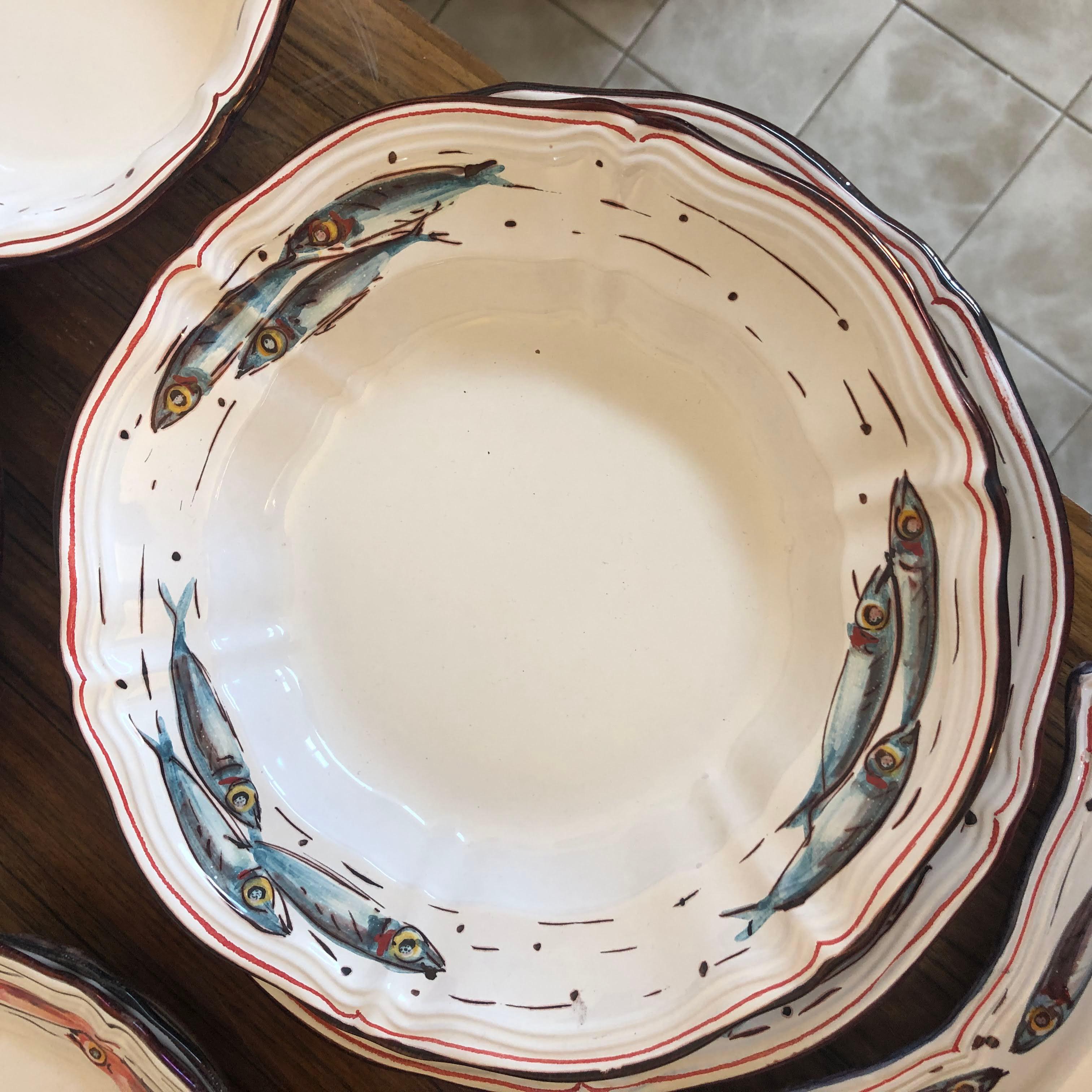 Dinner set for 6  (12 pieces) by Bottega Vignoli Hand Painted Italian Majolica  In New Condition For Sale In London, GB