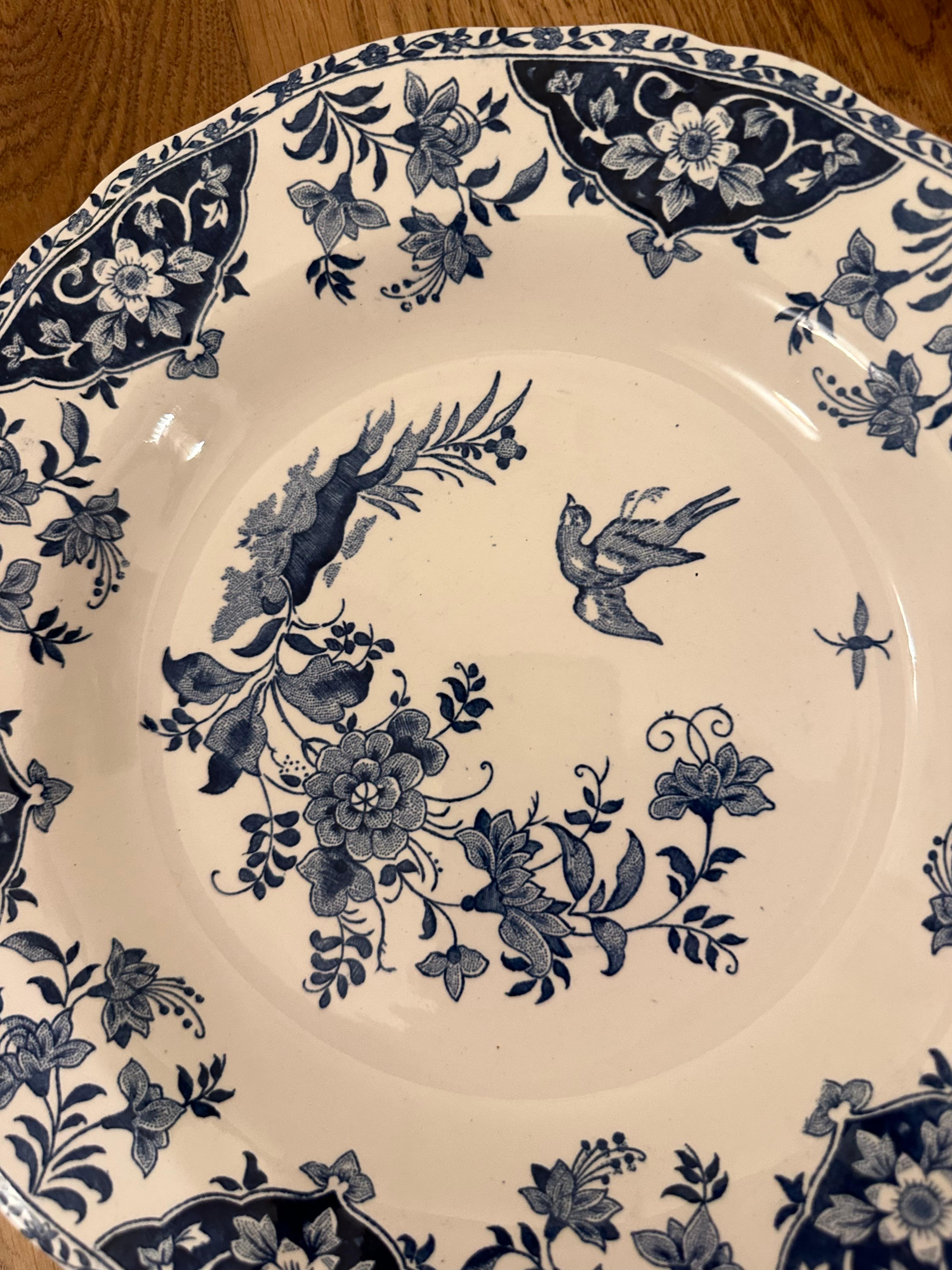 Ensemble de 12 assiettes plates du désert profond décorées de Delft bleu de Gien. France en vente 6