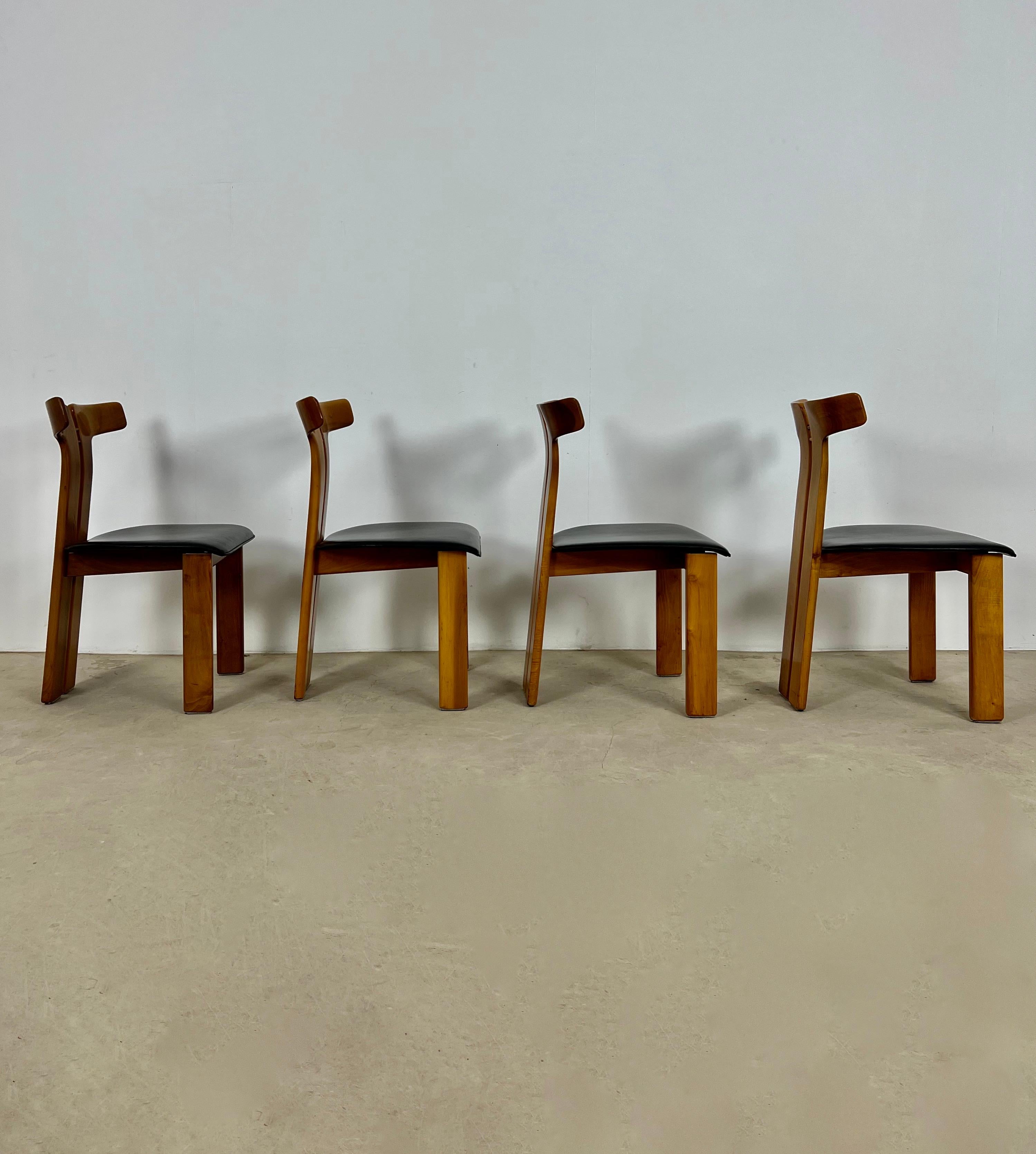 Late 20th Century Dinning Chair by Pierre Cardin 1980s Set 4