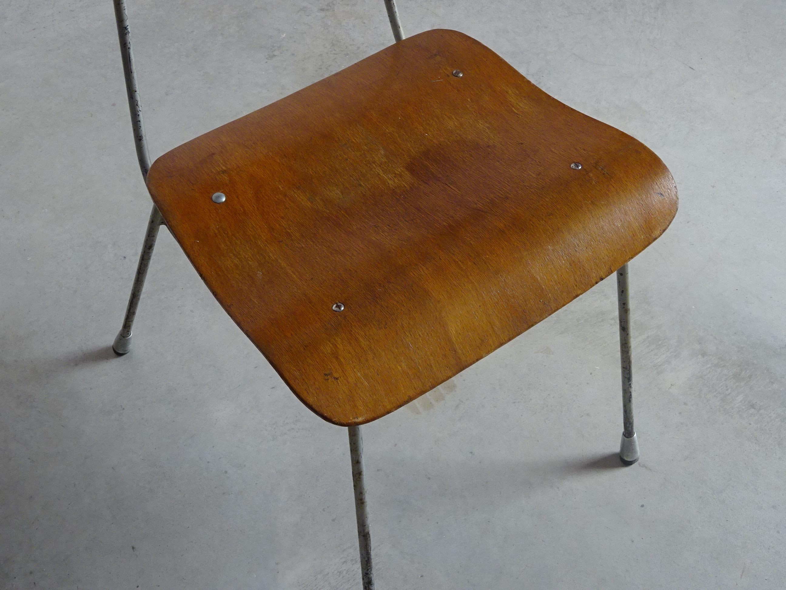 Steel Dinning Chair Designed by Antoni De Moragas 'Grup R', 1950s For Sale