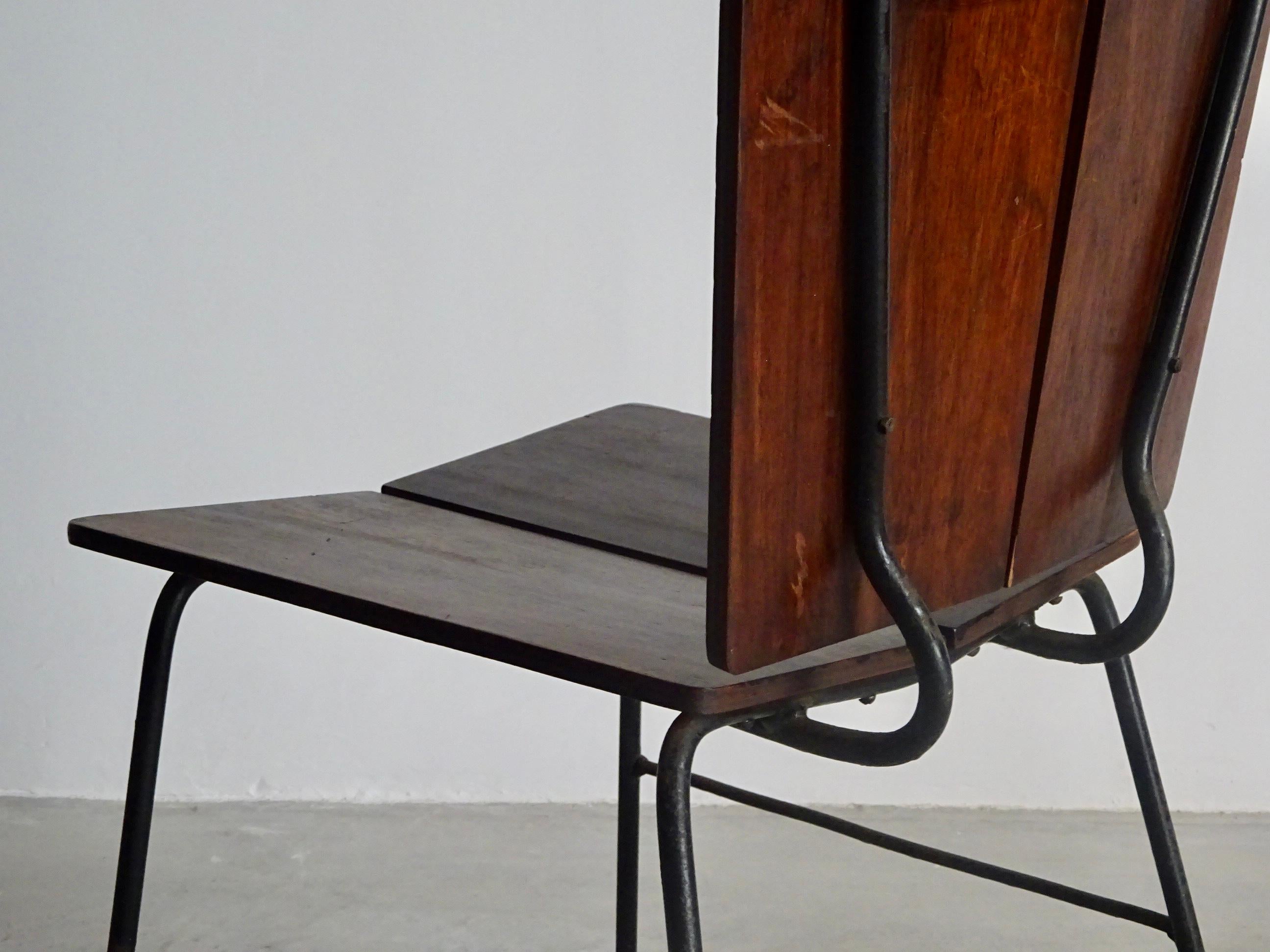 Esszimmerstuhl Italma, hergestellt von Jean Gillon, zugeschrieben Jean Gillon. Brasilien, 1960er Jahre (Stahl) im Angebot