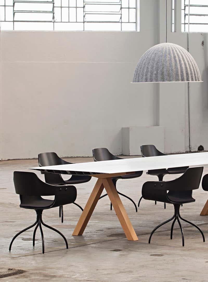 Espagnol Table de salle à manger B 90 cm x 180 cm Pieds en bois et aluminium anodisé en vente