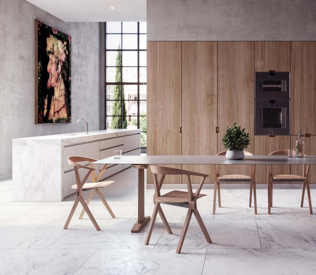Moderne Table de salle à manger B à plateau argenté anodisé avec tréteaux en bois en vente