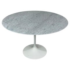 Dinning Table by Eero Saarinen for Knoll International, 1960s