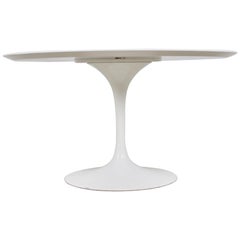 Dinning Table by Eero Saarinen for Knoll International, 1965