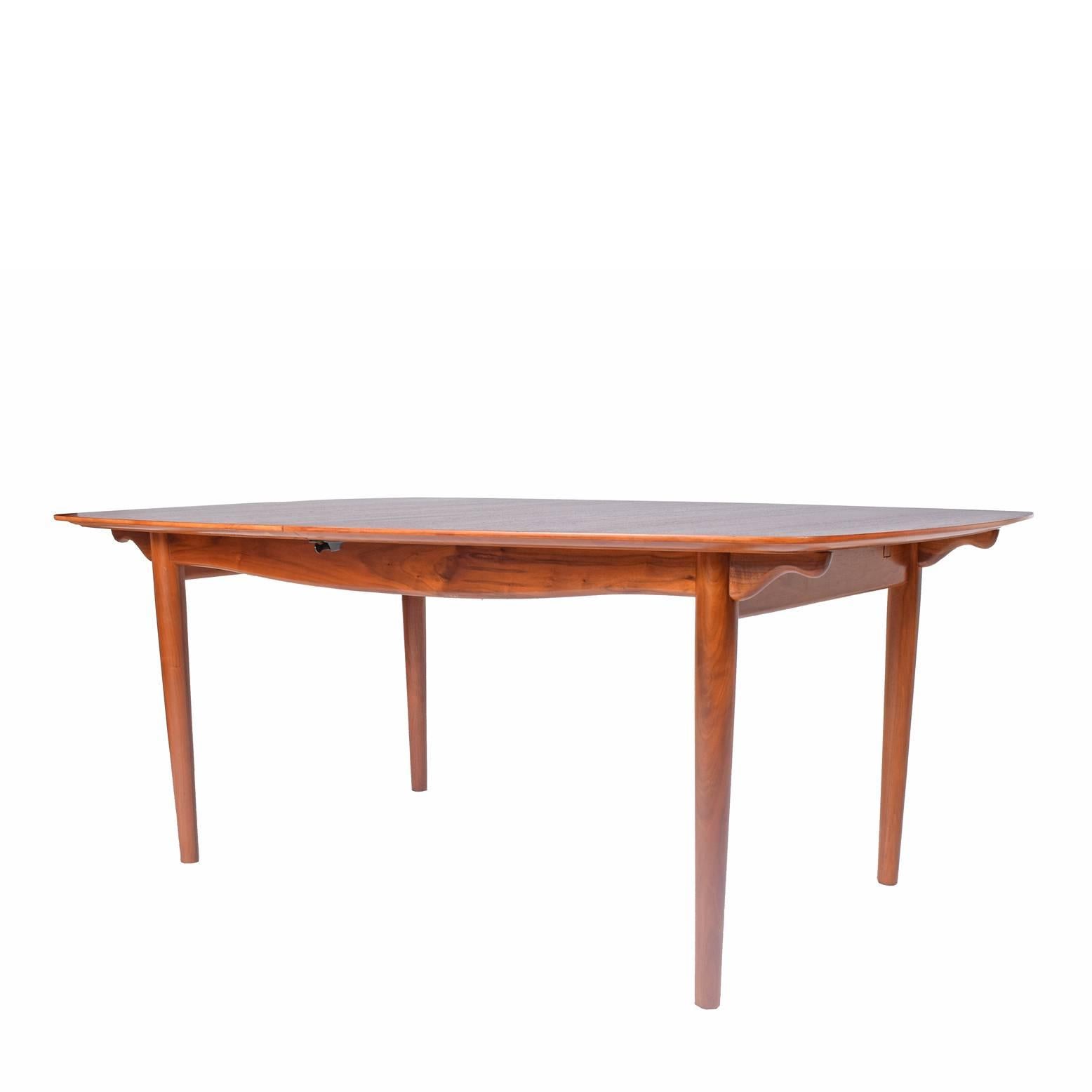 Scandinavian Modern Dining Table Design by Finn Juhl Mfg. Baker Model #560