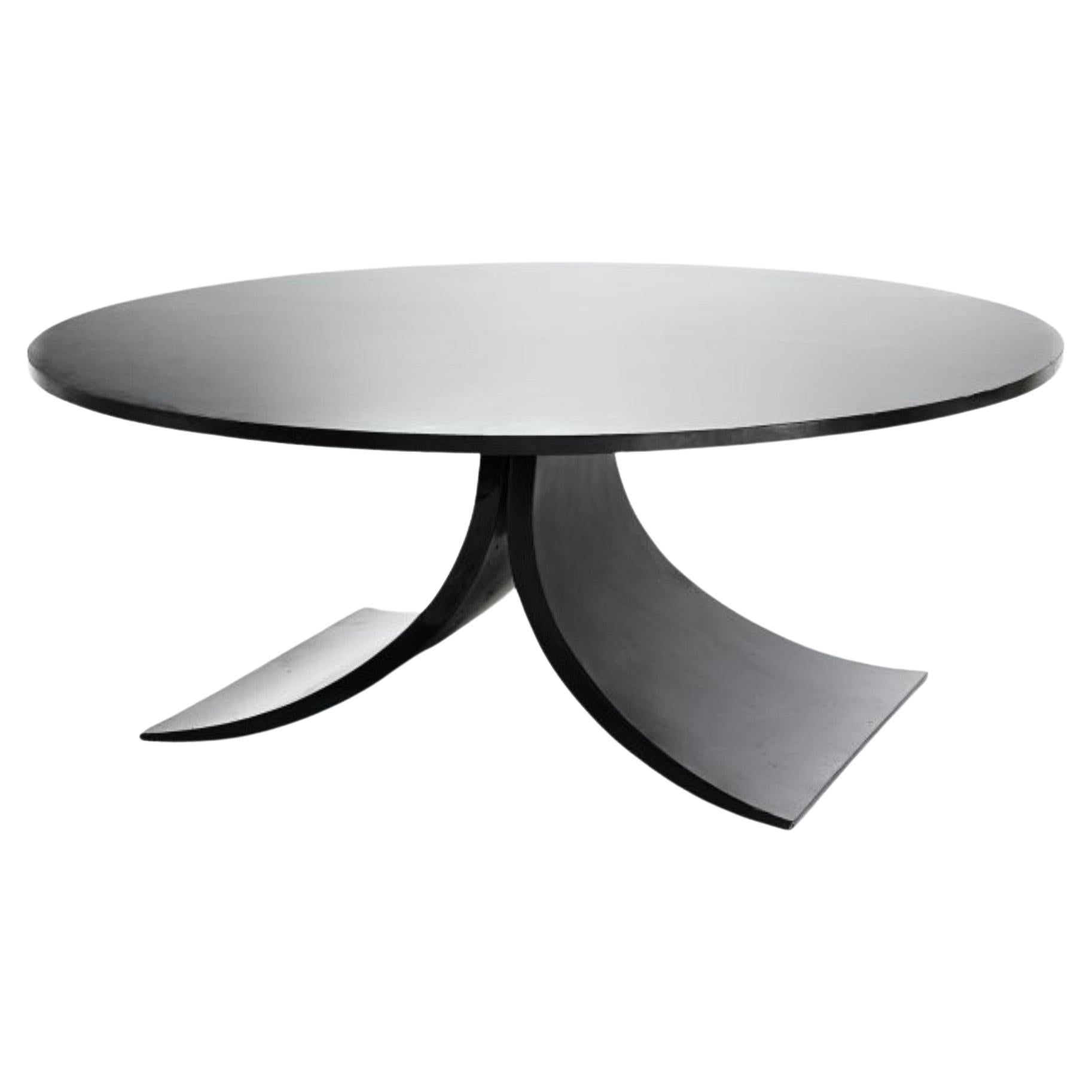 Dinning table model “Mesa redonda” by Oscar Niemeyer, Brazil, 1971 For Sale