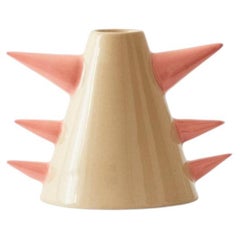 Candeliere scultoreo in gres Dino Beige, design contemporaneo