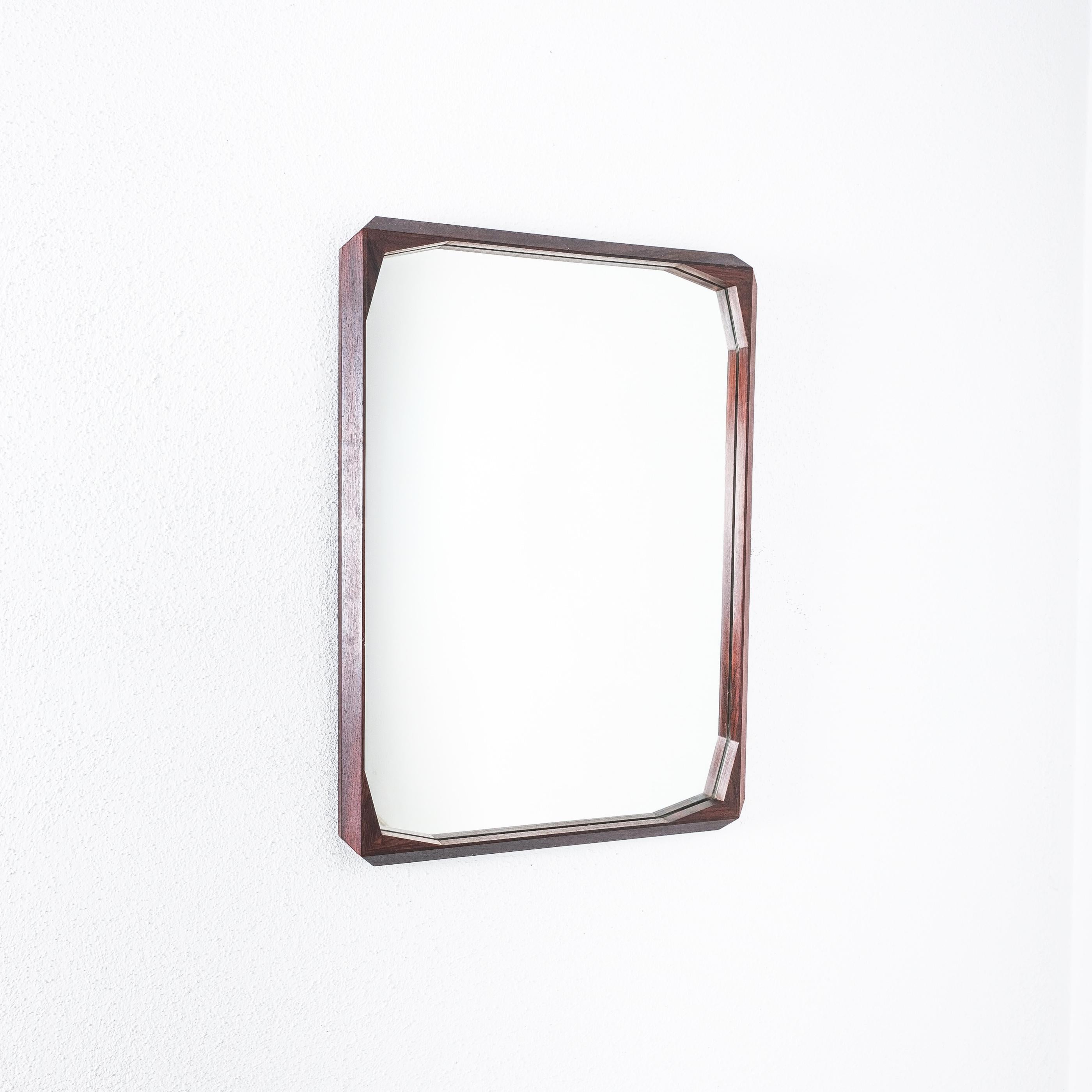 Dino Cavalli Walnut Mirror, Mid-Century Modern, Italy In Good Condition For Sale In Vienna, AT