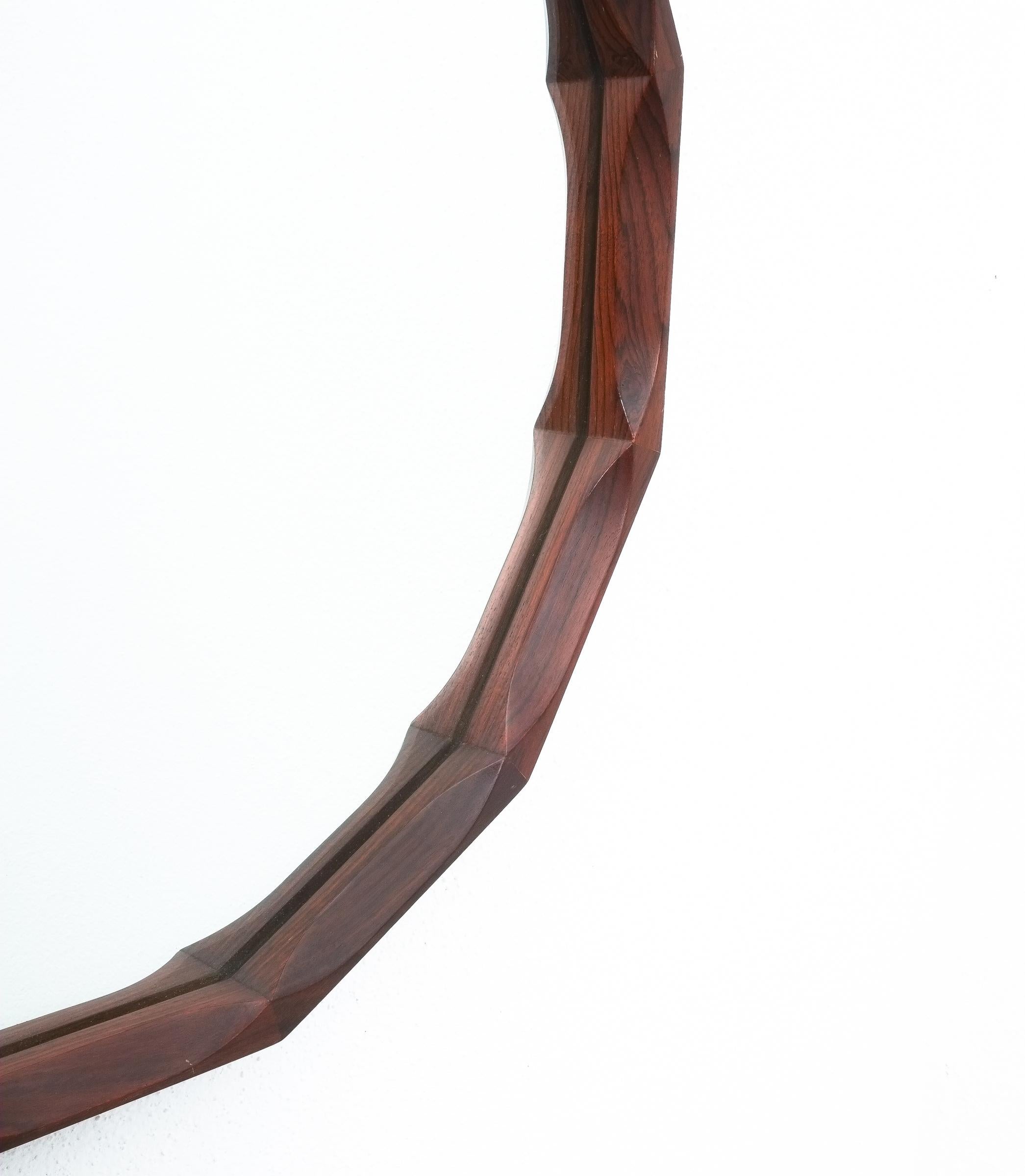 Dino Cavalli Walnut Mirror, Midcentury, Italy In Good Condition For Sale In Vienna, AT