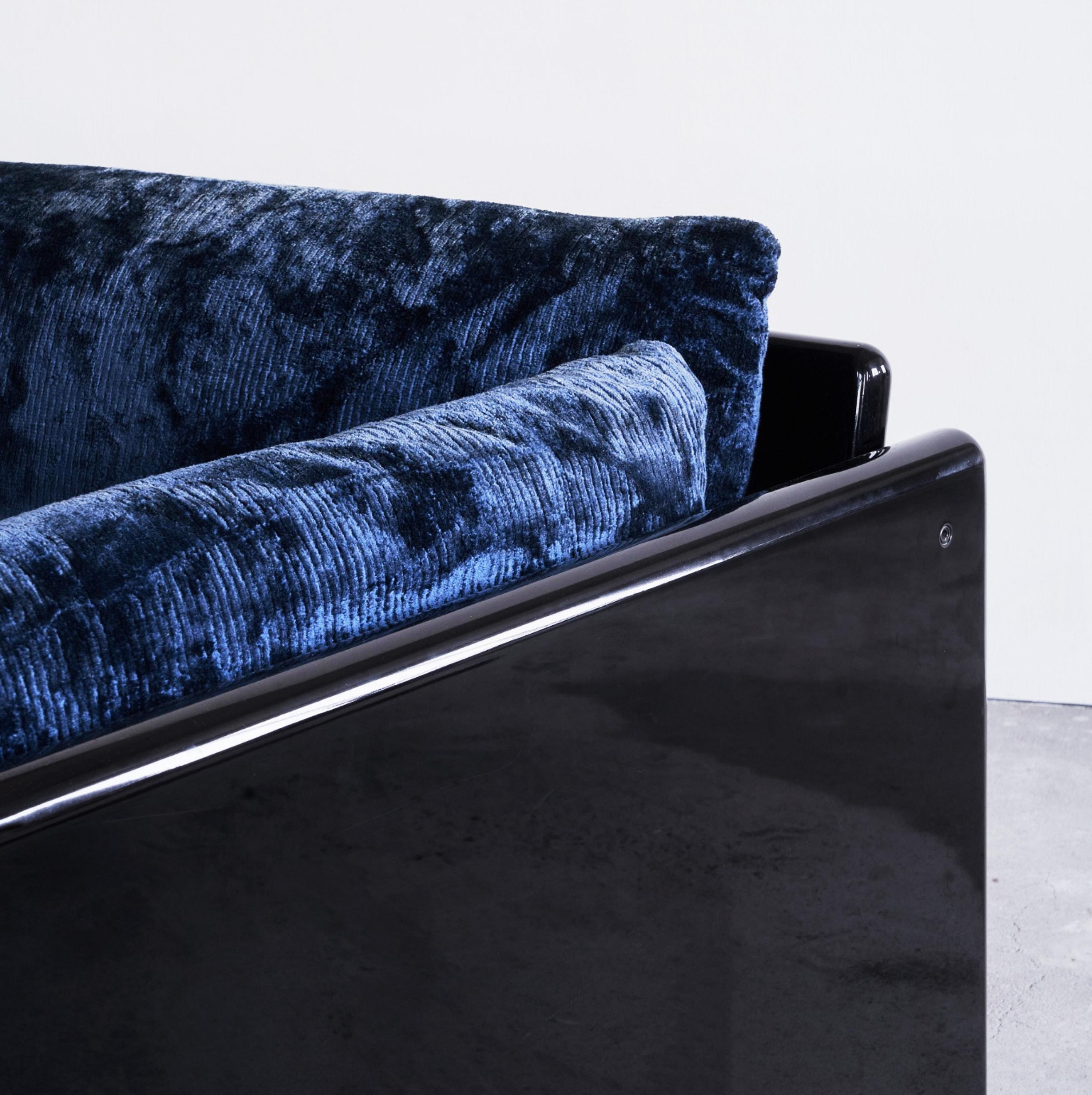 Dino Gavina Pair of Blue Velvet 'Simone' Sofas for Studio Simon, 1971 1