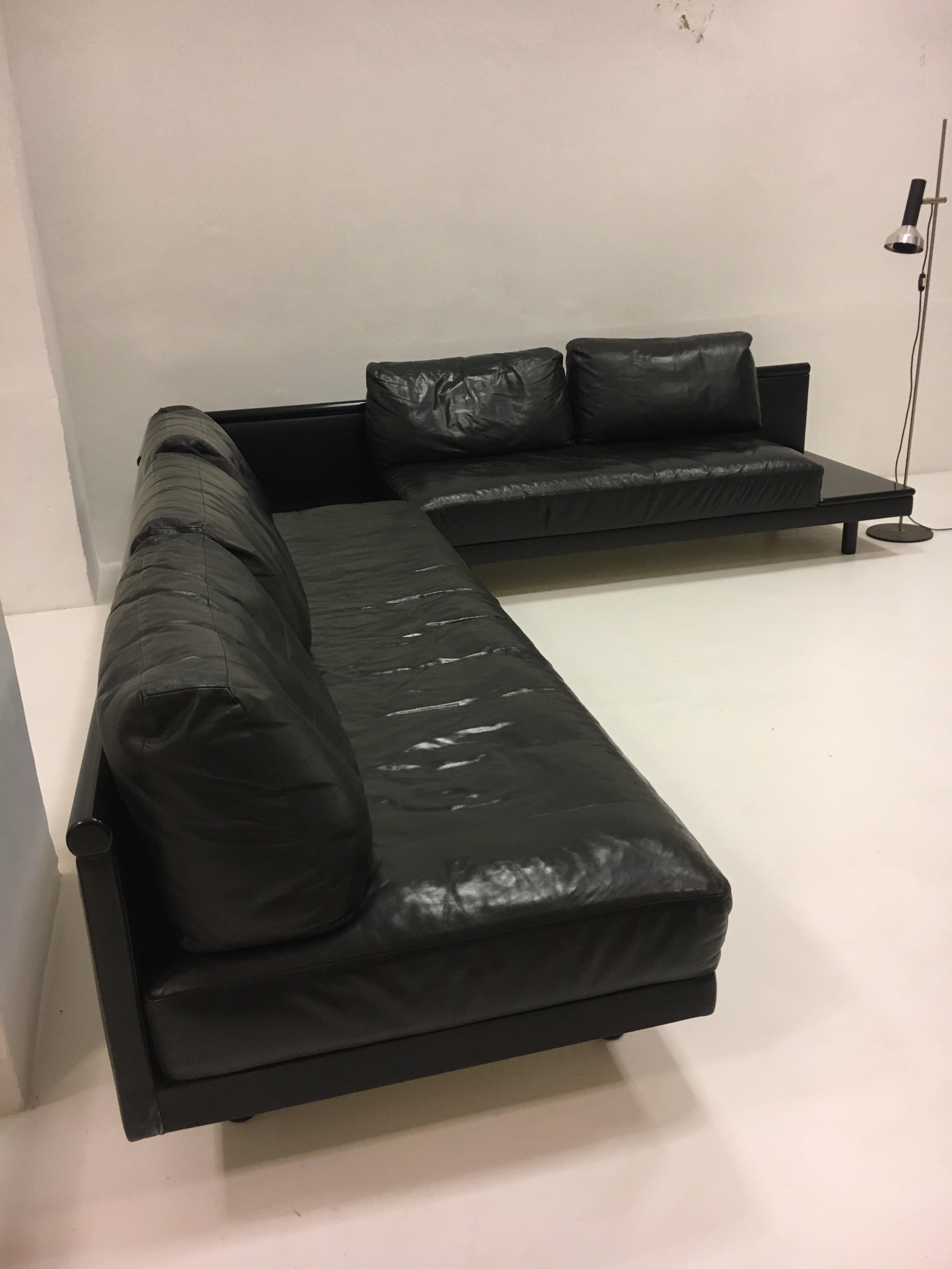 Dino Gavina Sofa Suite Black Leather Sectional, Living Room Suite, Italy, 1960 For Sale 4