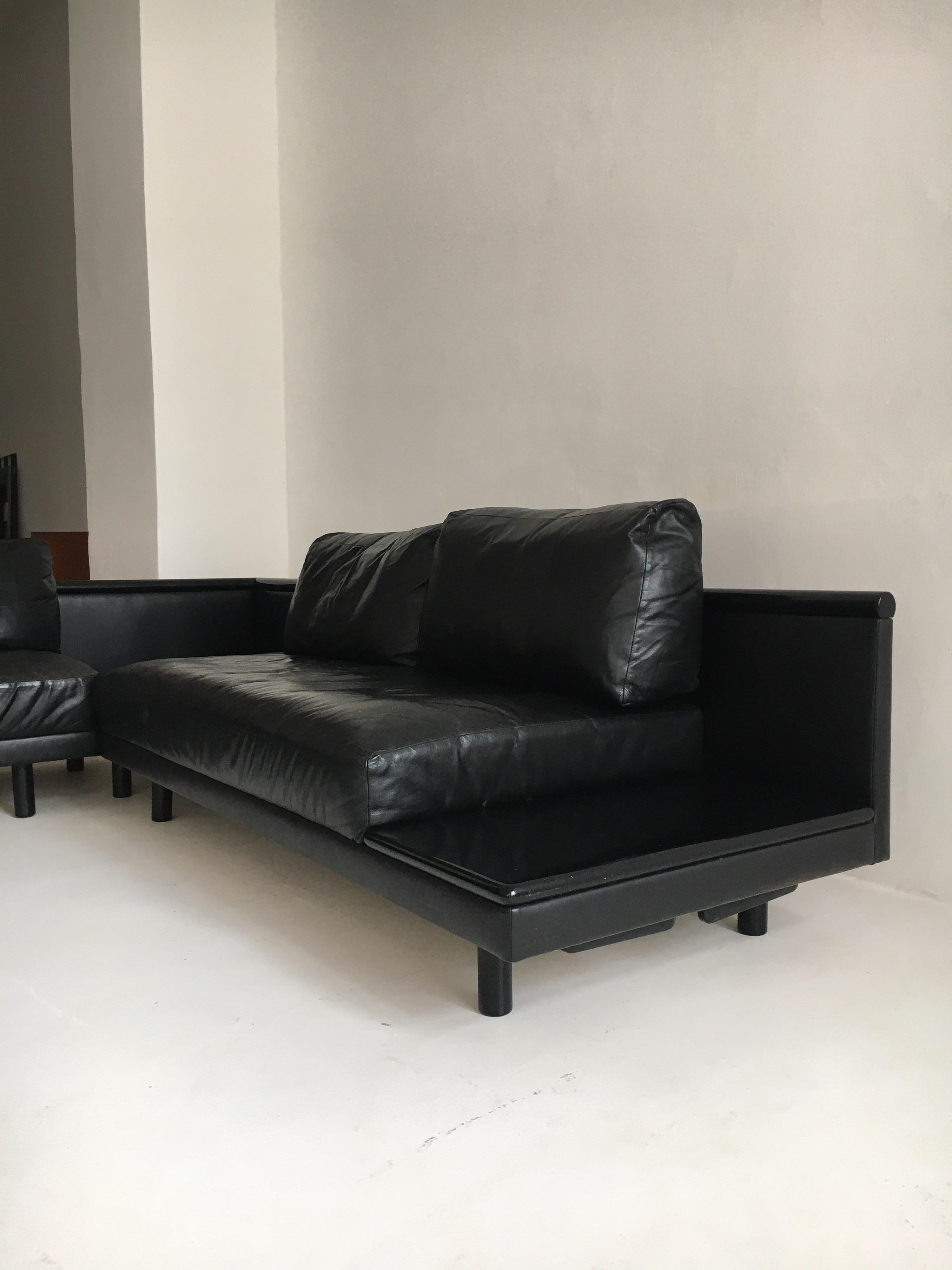 Mid-Century Modern Dino Gavina Sofa Suite Black Leather Sectional, Living Room Suite, Italy, 1960 For Sale