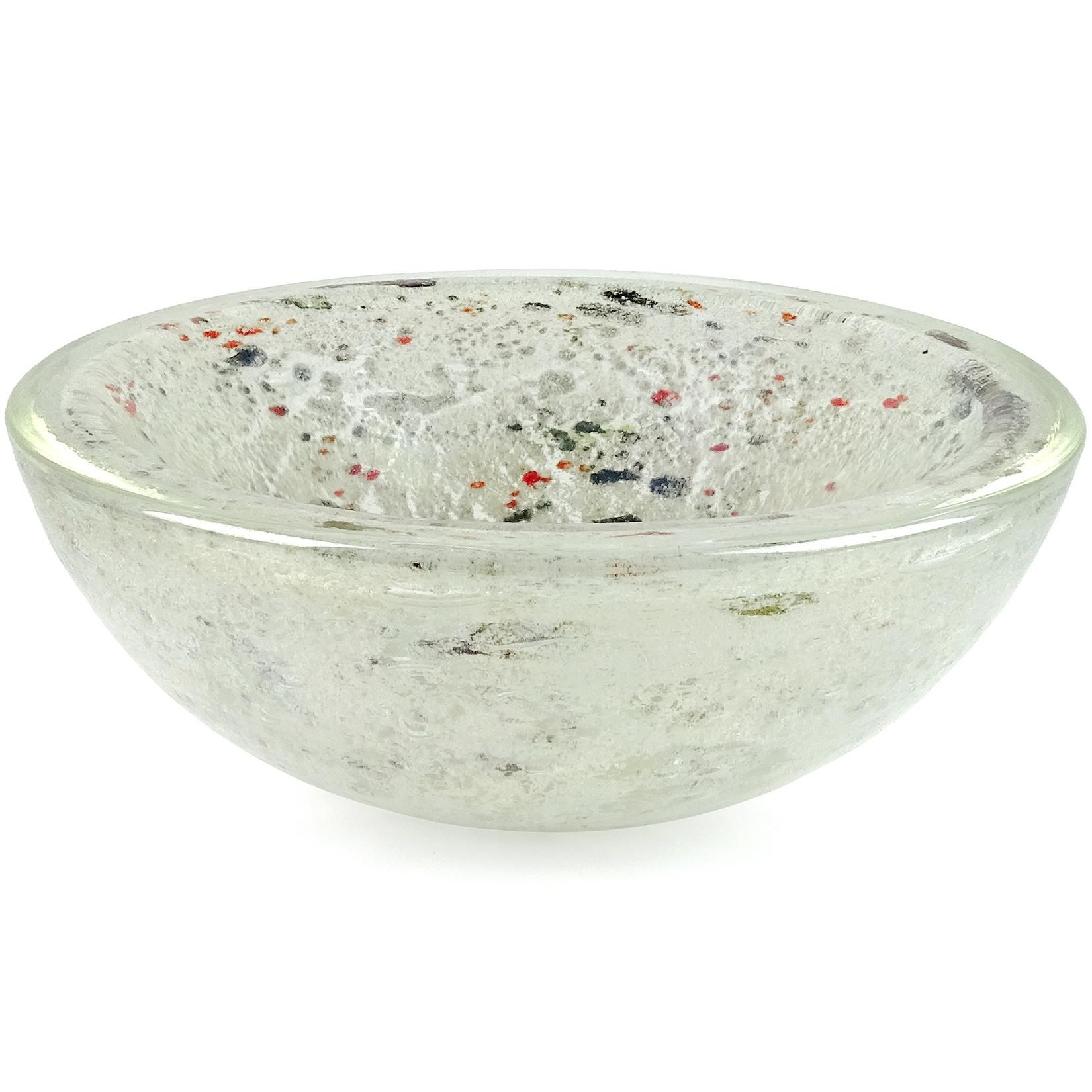 Mid-Century Modern Dino Martens Aureliano Toso Murano Iridescent White Grey Italian Art Glass Bowl For Sale