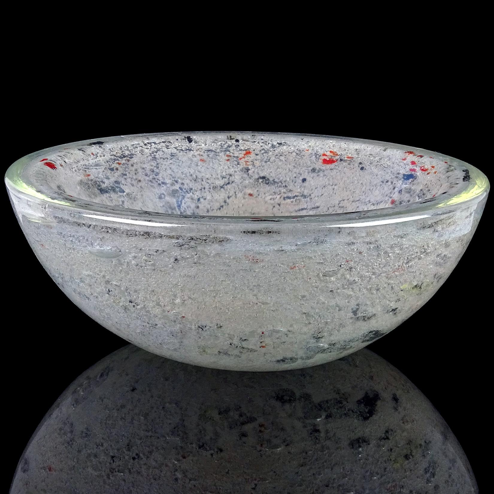 Hand-Crafted Dino Martens Aureliano Toso Murano Iridescent White Grey Italian Art Glass Bowl For Sale