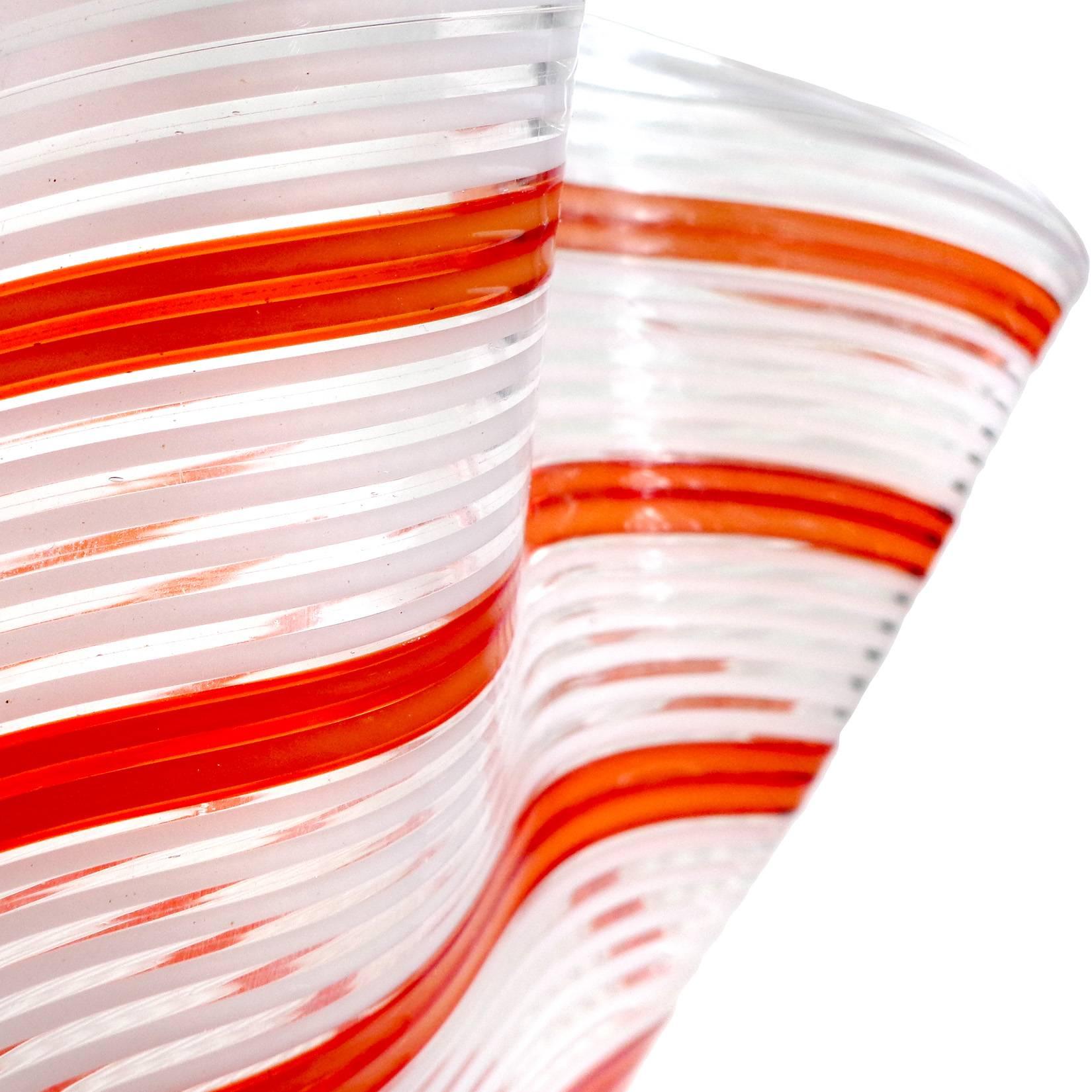 Dino Martens Aureliano Toso Murano Red Orange Italian Art Glass Fazzoletto Vase In Good Condition In Kissimmee, FL