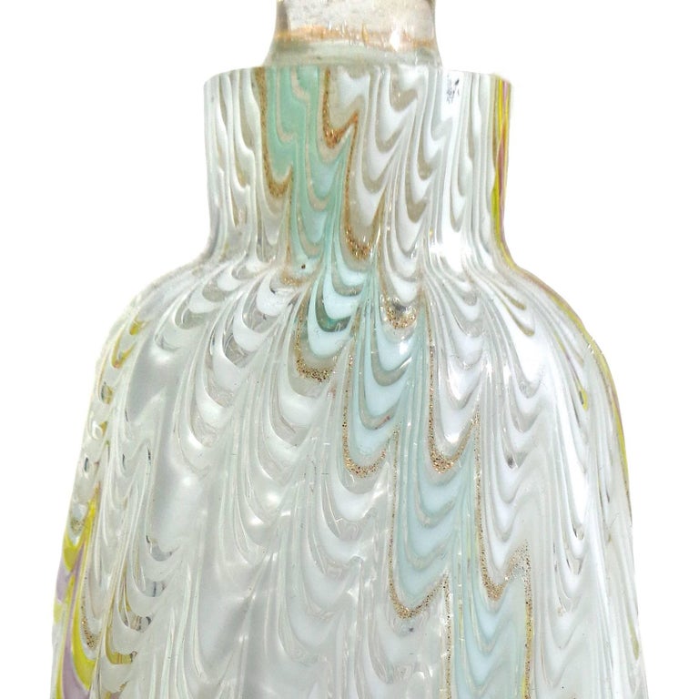 Mid-Century Modern Dino Martens Aureliano Toso Murano Zig Zag Ribbon Italian Art Glass Decanter For Sale