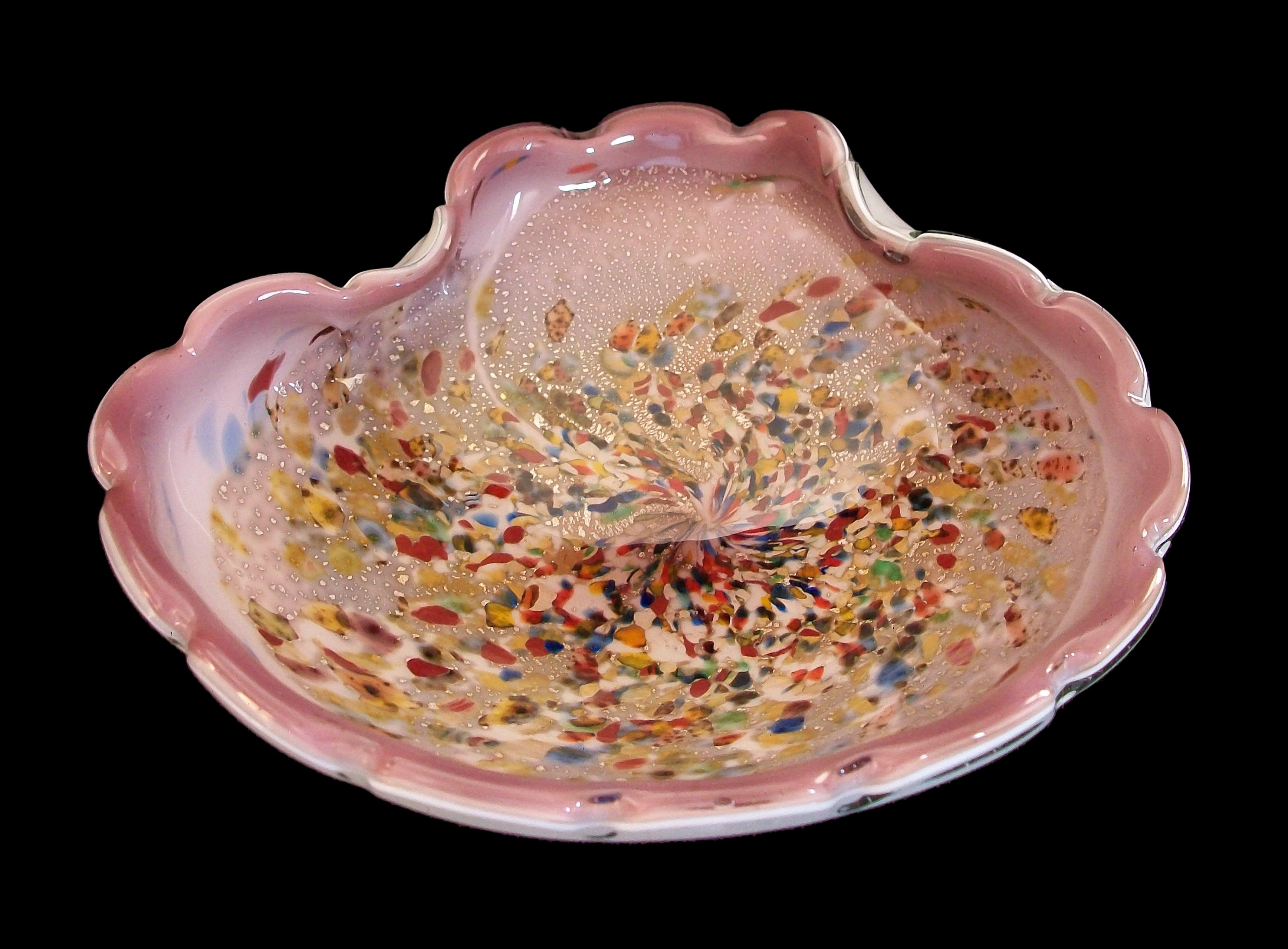 DINO MARTENS - AVEM - Mid Century Murano 'confetti' studio glass bowl with silver flecks - clam shell form - mouth blown with crimped edges - unsigned - Italy - mid 20th century.

Excellent vintage condition - no loss - no damage - no restoration