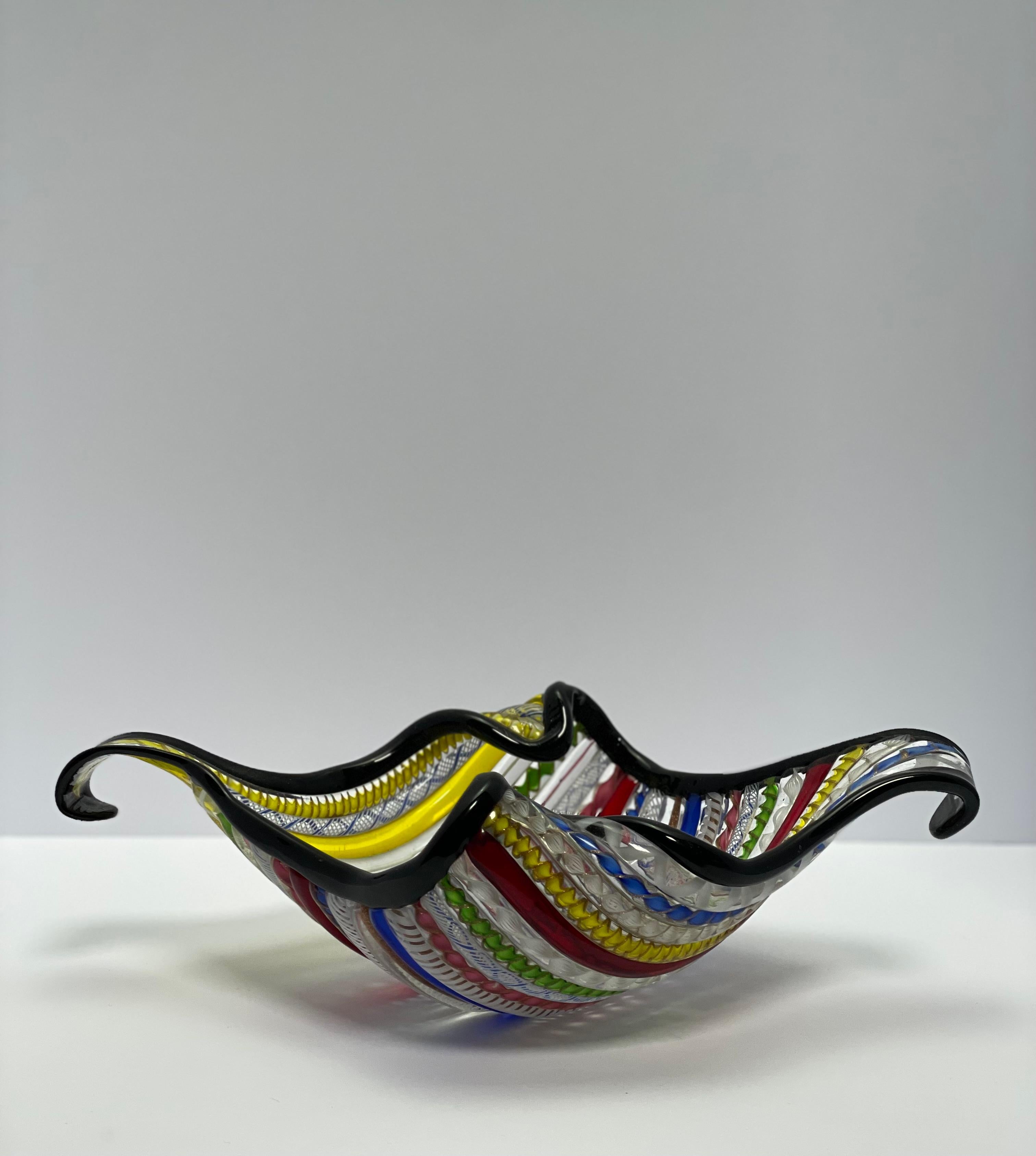 Dino Martens AVEM Murano Glas Schüssel Schale Centerpeice Multicolor Latticino Canes (Italienisch) im Angebot