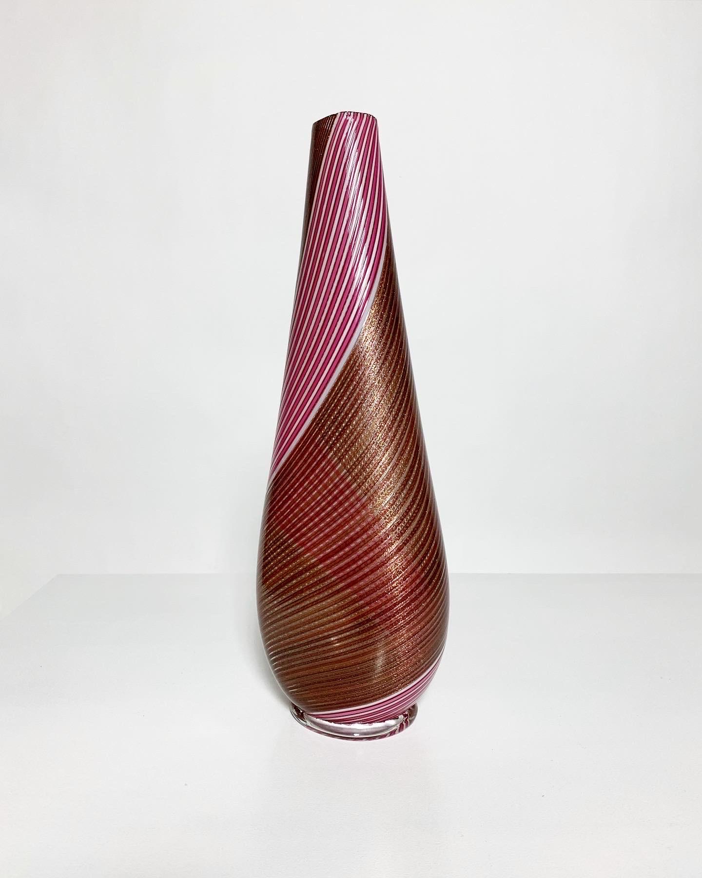 Mid-Century Modern Vase Murano Dino Martens Filigrana Aureliano Toso, Italie, années 1950 en vente