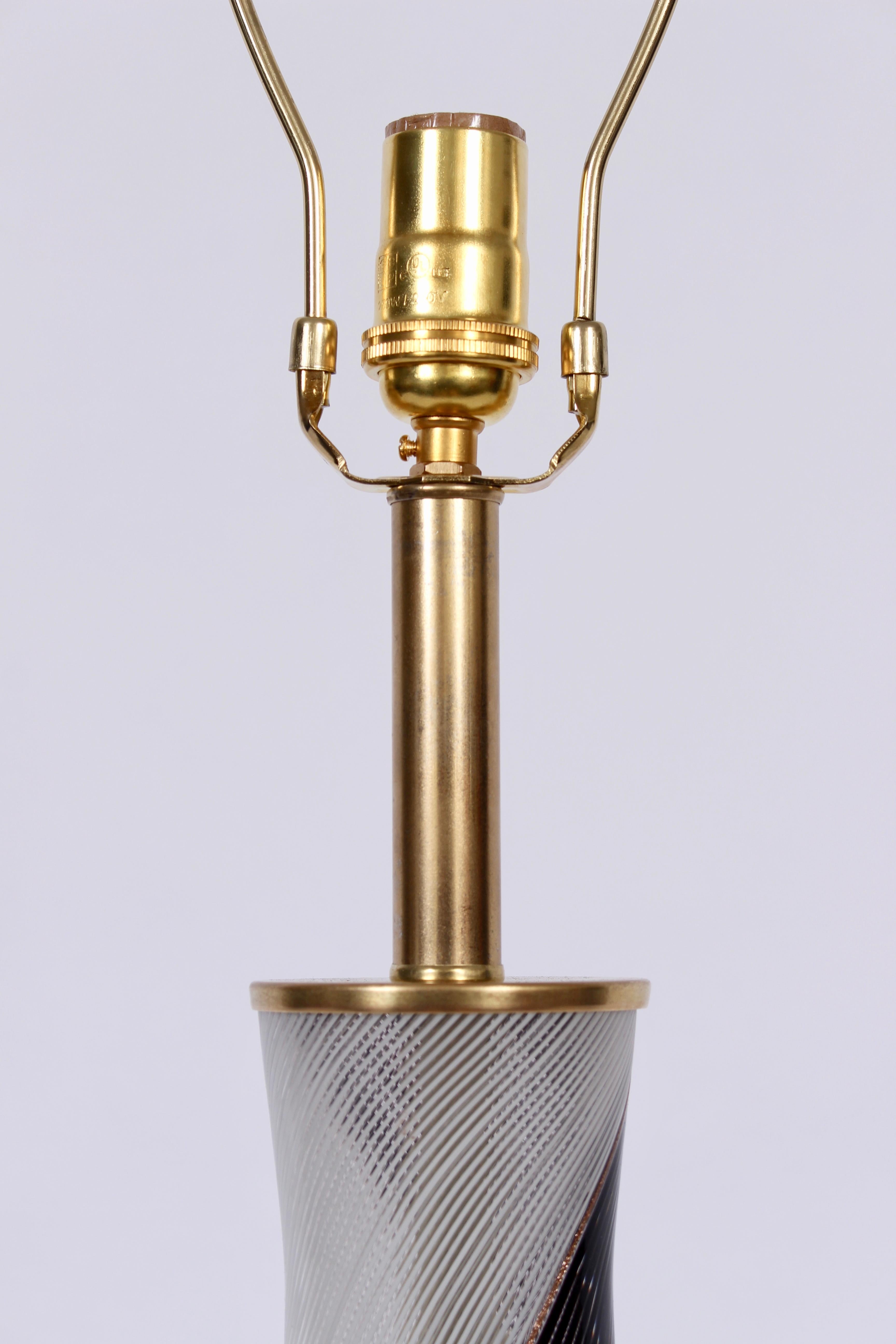 Dino Martens Mezza Filigrana Murano Glass Table Lamp in Black, White & Copper  In Good Condition For Sale In Bainbridge, NY