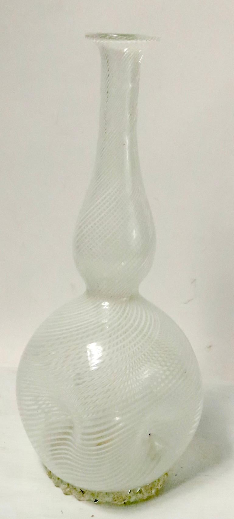 Dino Martens for Aureliano Toso Mazza Filigrana Murano Art Glass Vase In Excellent Condition For Sale In New York, NY