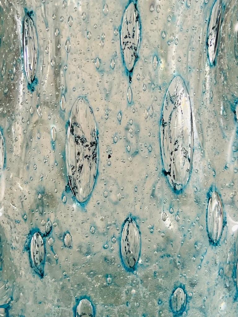 Dino Martens for Aureliano Toso Murano glass blue vase circa 1950. In Good Condition For Sale In Rio De Janeiro, RJ