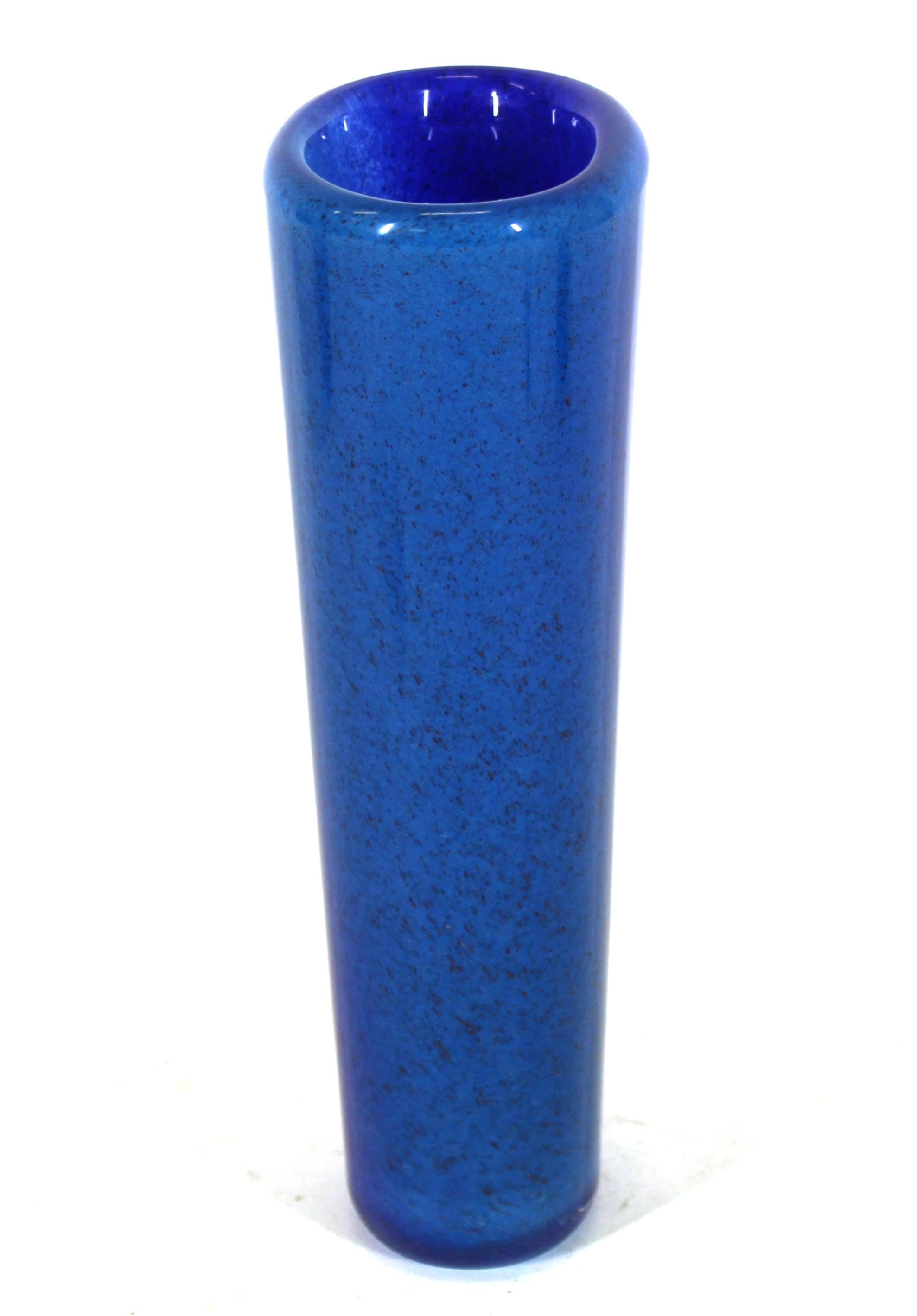 Dino Martens for Toso Italian Mid-Century Modern Murano Glass Vase in Blue In Good Condition In New York, NY