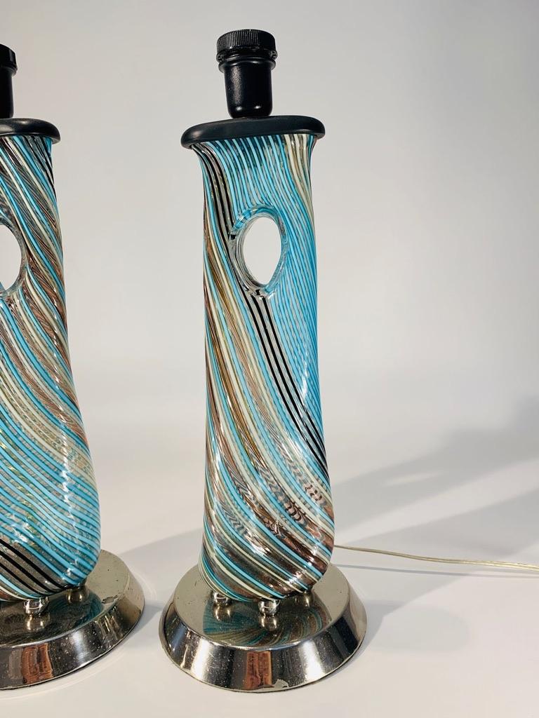 italien Paire de lampes de table Dino Martens en verre de Murano multicolore de 1950. en vente