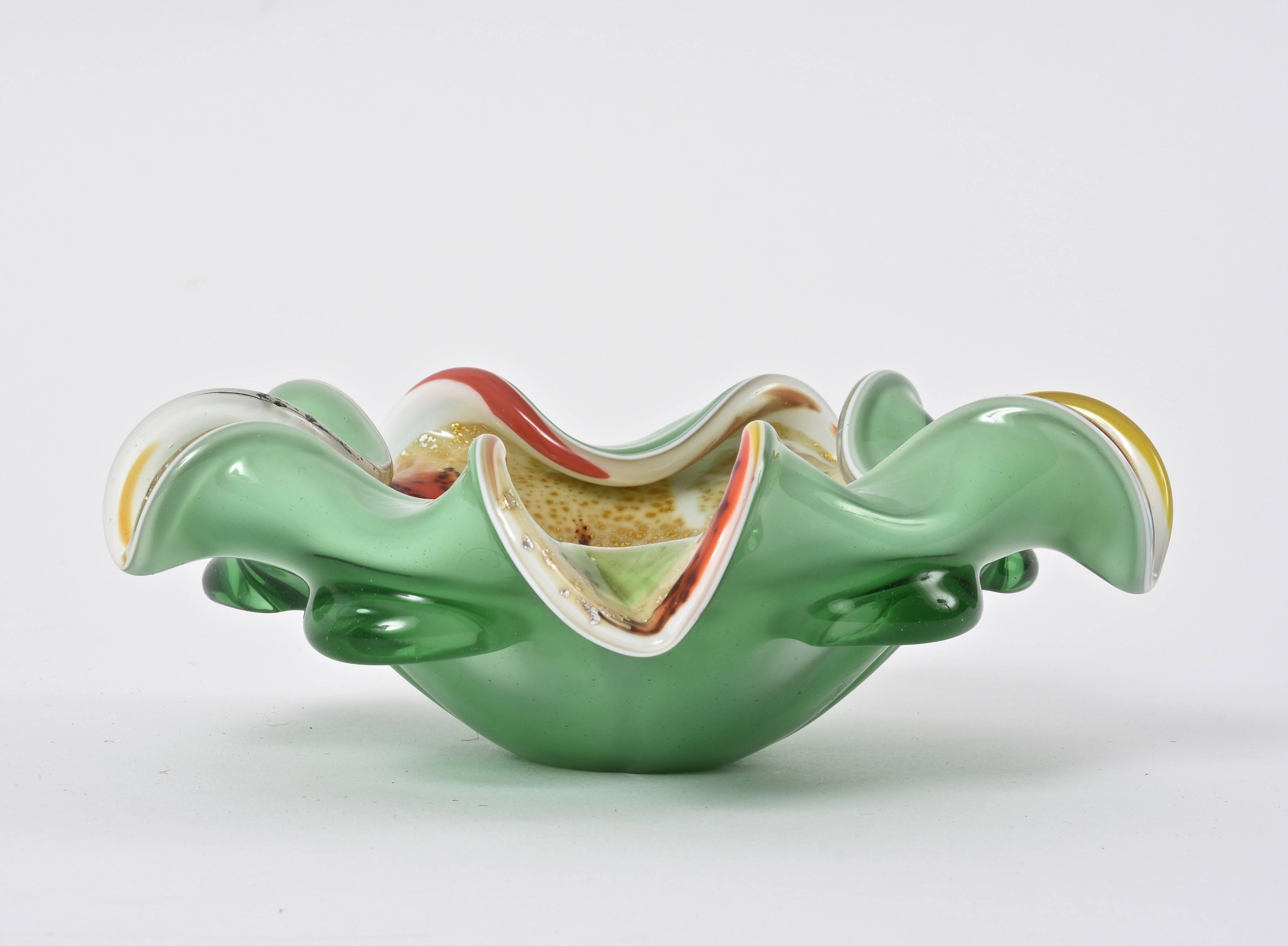 Italienische „Tutti Frutti“-Schale aus Muranoglas von Dino Martens mit goldenen Flakes, 1960er Jahre im Angebot 4