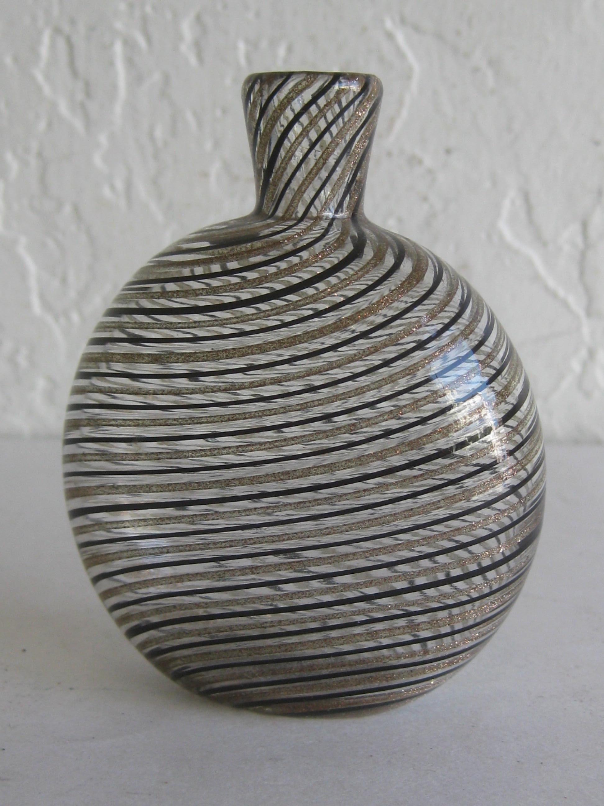 Dino Martens Mezza Filigrana Gold and Black Canes Murano Art Glass Vase, Italy 5