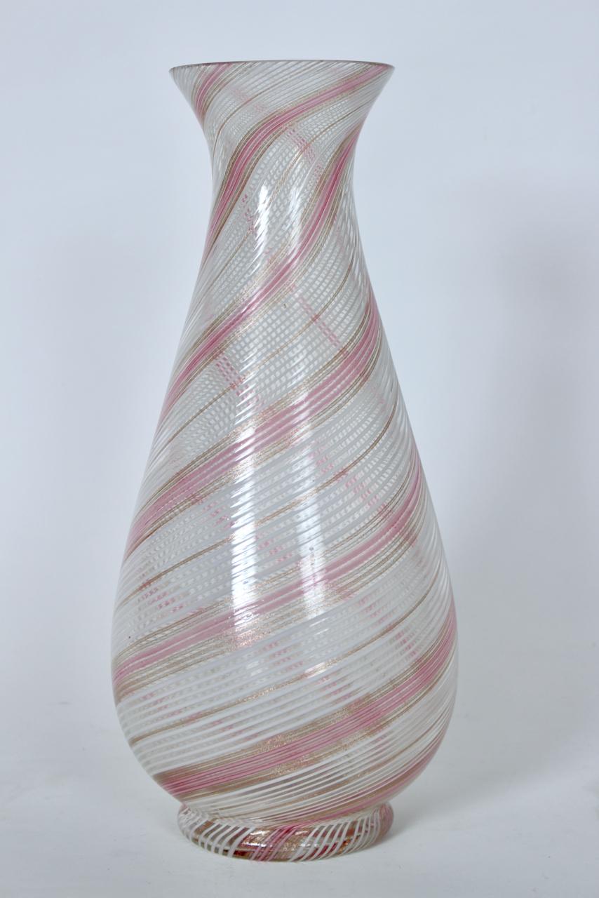 Dino Martens Mezza Filigrana Pink, White & Rose Gold Murano Vase, 1950's In Good Condition For Sale In Bainbridge, NY