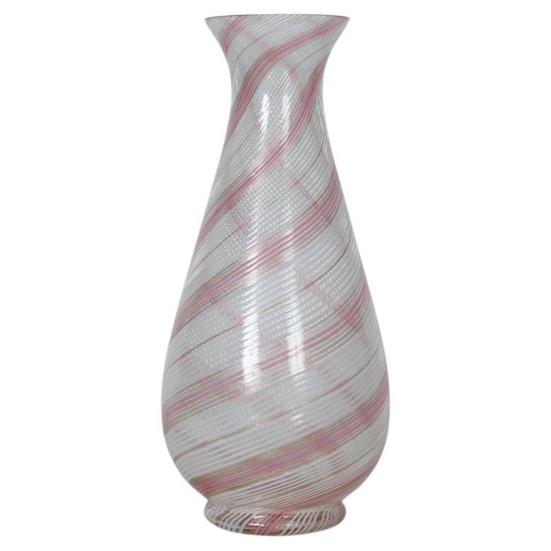 Dino Martens Mezza Filigrana vase de Murano rose, blanc et or rose, années 1950 en vente