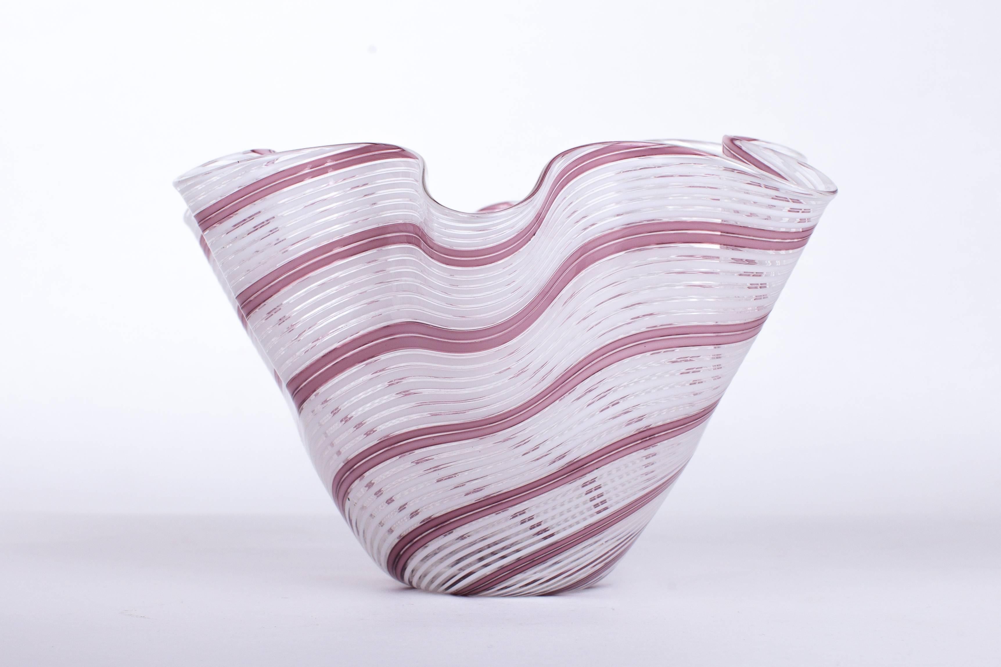 Italian Dino Martens Murano Art Glass Filigree Vase for Aureliano Toso, Italy, 1950s For Sale