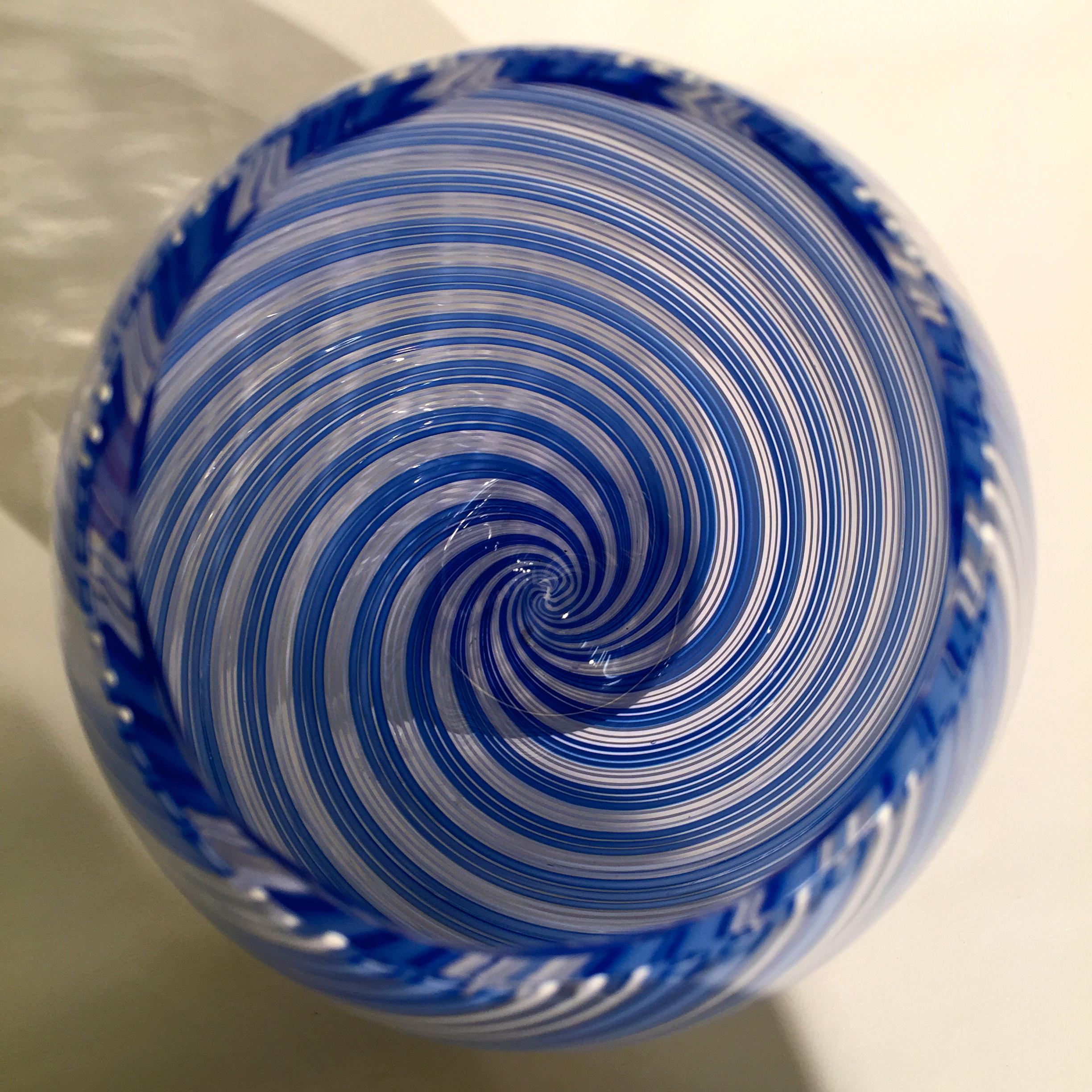 Dino Martens Murano Artistic Blown Glass Espiral Vase, circa 1950 In Excellent Condition In Rio de Janeiro, RJ