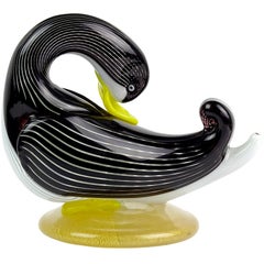 Sculpture d'oiseau en verre d'art italien de Murano de Dino Martens avec base en feuilles d'or blanc et noir