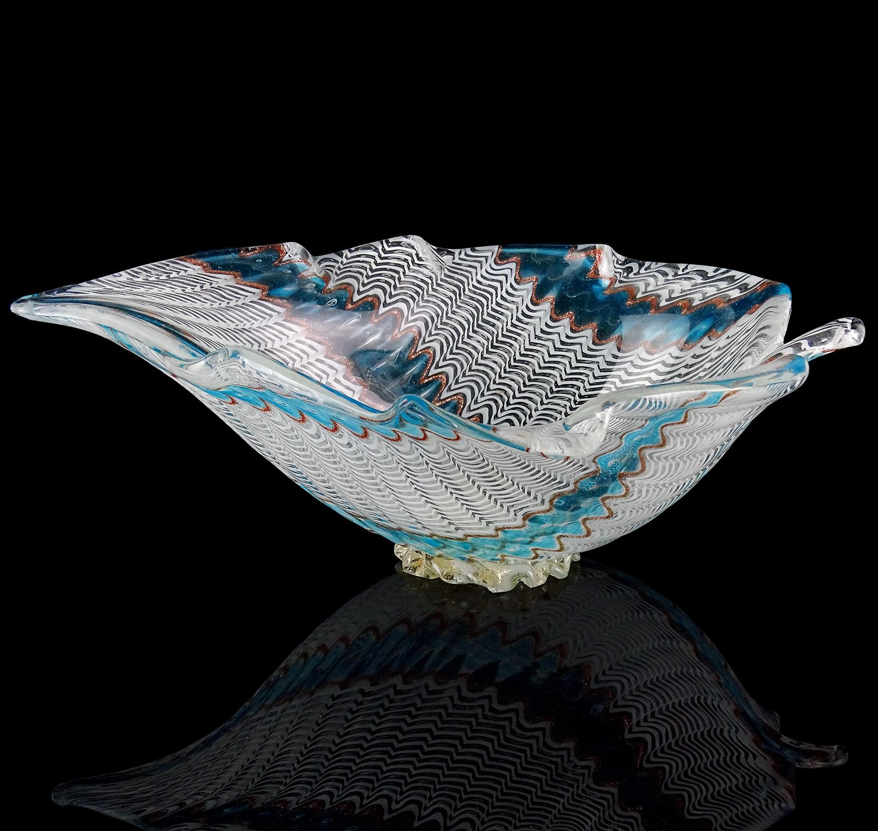 Gorgeous vintage Murano handblown white, blue and copper aventurine ribbons Italian art glass leaf shaped bowl. Documented to designer Dino Martens for Aureliano Toso, circa 1950s, in the 