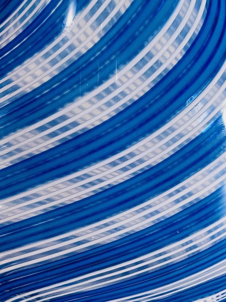 Dino Martens Vase aus blauem und weißem Murano-Glas, um 1950 im Zustand „Hervorragend“ im Angebot in Rio De Janeiro, RJ