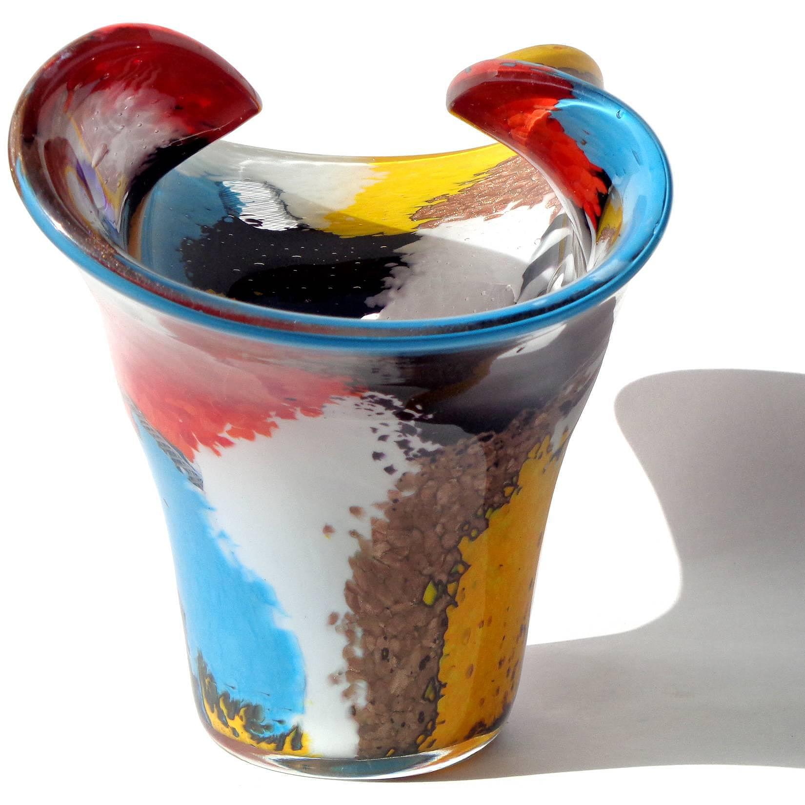 Dino Martens Murano Multi-Color Oriente Italian Art Glass Fan Shape Flower Vase In Good Condition For Sale In Kissimmee, FL