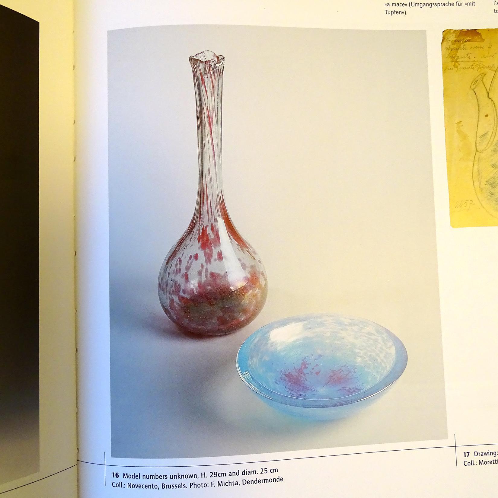 Verre Dino Martens, vase à fleurs monumental en verre d'art italien orange irisé de Murano en vente
