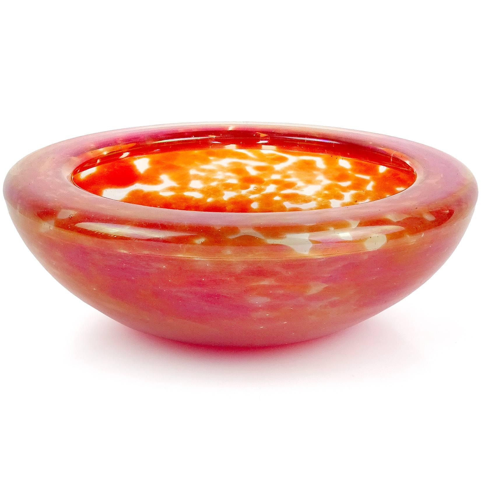 Beautiful round vintage Murano hand blown orange spots Italian art glass bowl. Documented to designer Dino Martens for Aureliano Toso, circa 1950s, in the 