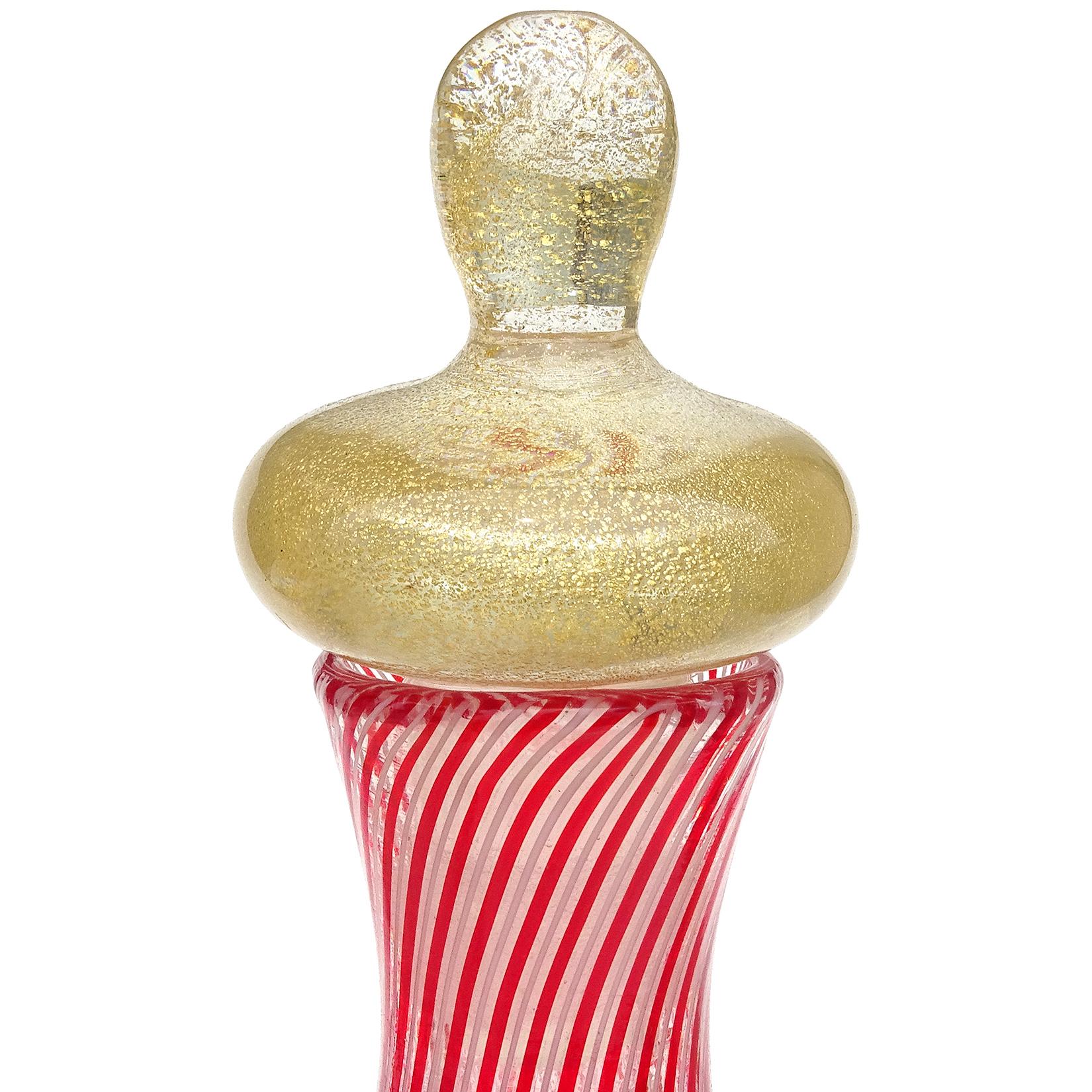 Mid-Century moderno Dino Martens, decanter per bottiglia in vetro artistico di Murano, rosso, bianco e oro a scaglie in vendita
