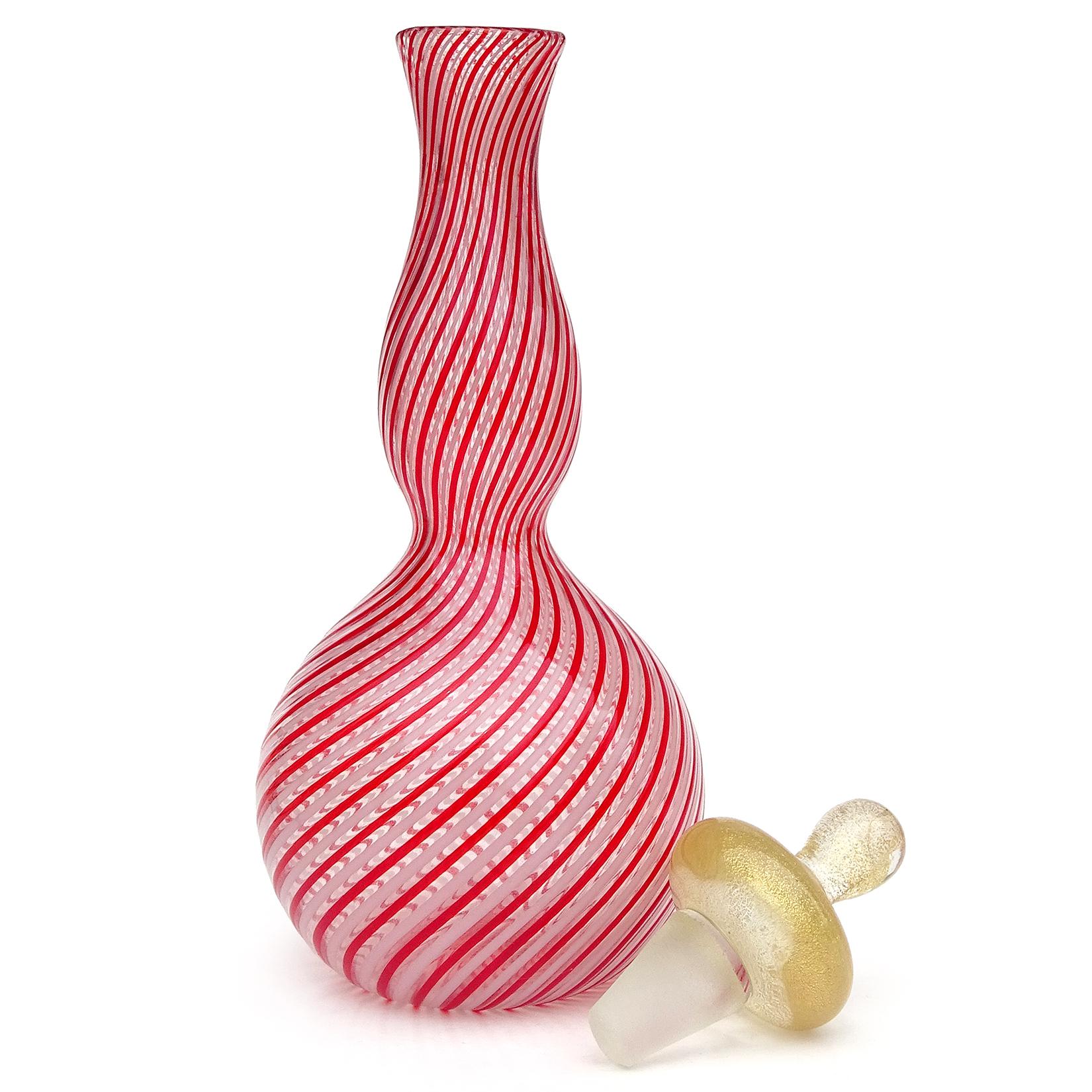 Dino Martens Murano-Kunstglasflaschen-Dekanter mit roten und weißen Goldflecken (Italienisch) im Angebot