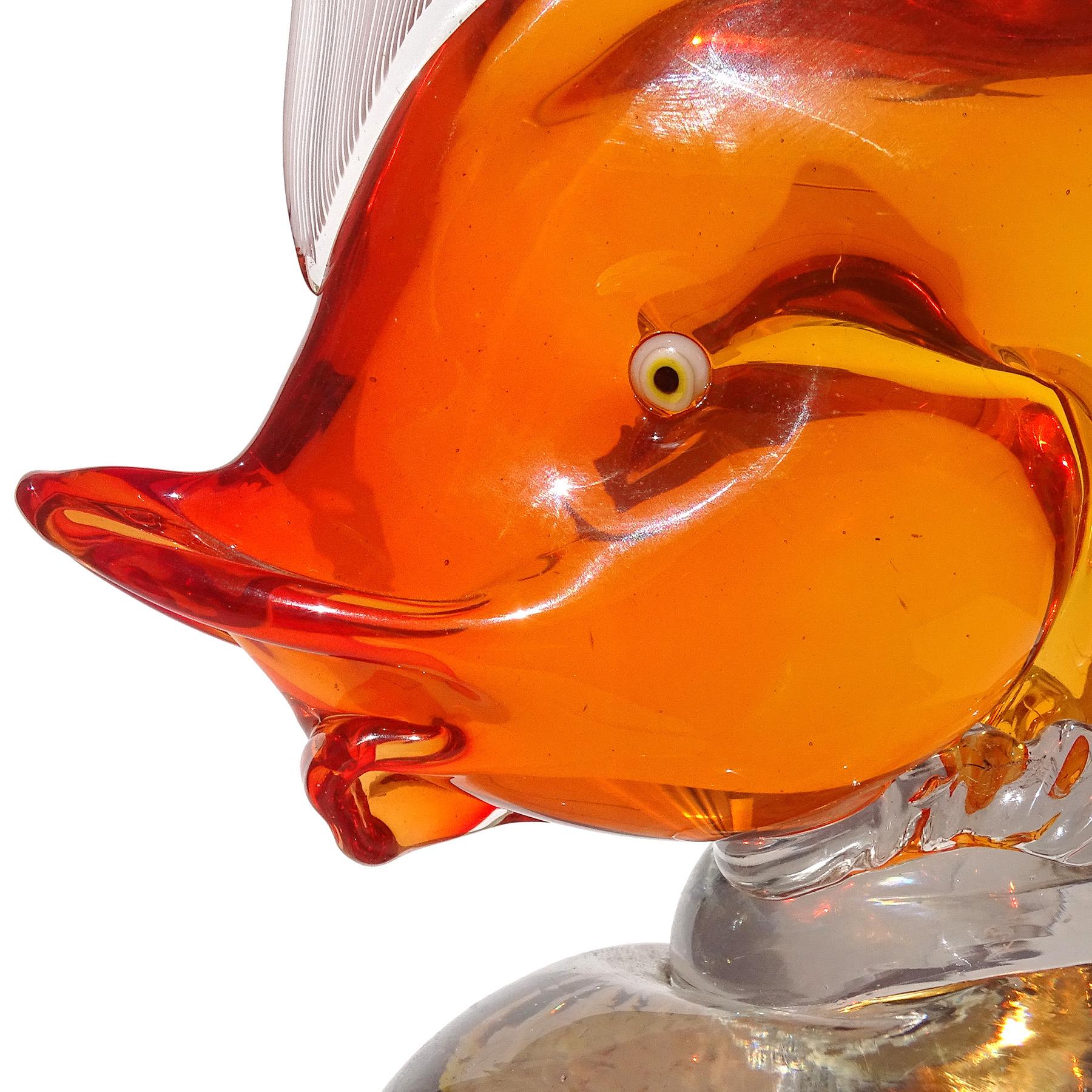 Fait main Dino Martens Murano Sommerso - Sculpture de poisson en verre d'art italien orange et blanc en vente