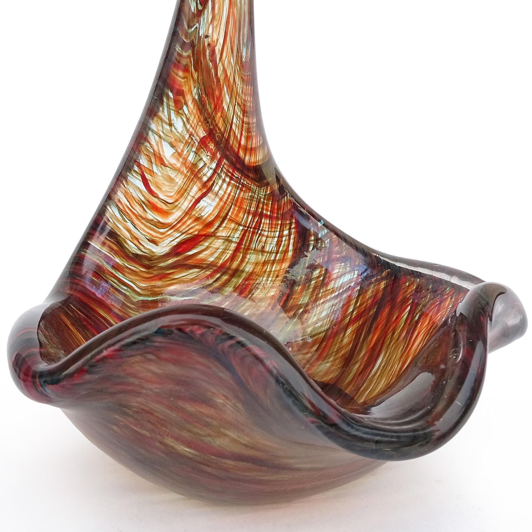 Metà XX secolo Dino Martens Murano Variegato 1954 Aurene Iridescente Ciotola per uccelli in vetro artistico italiano in vendita