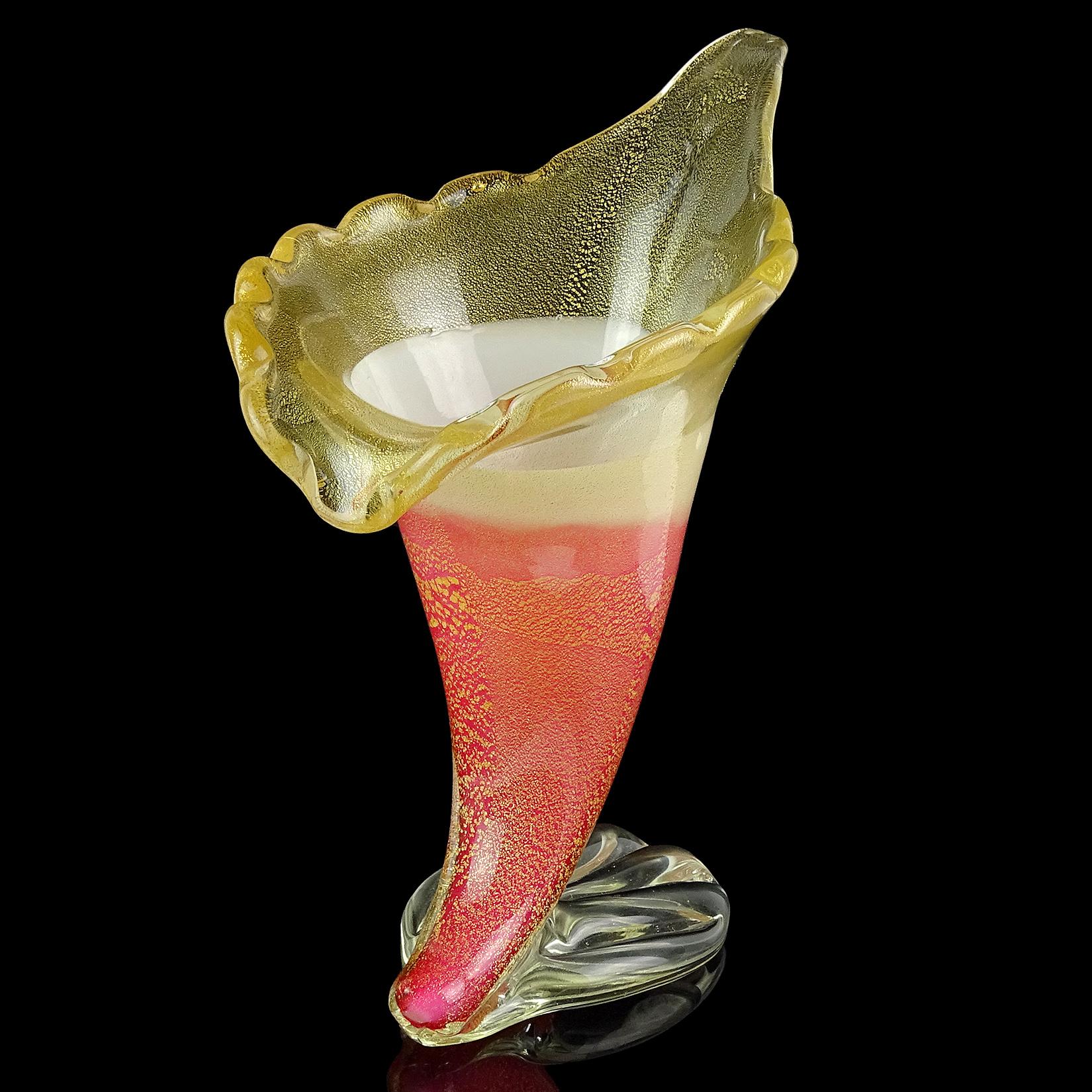 Mid-Century Modern Dino Martens Pink White Gold Murano Gold Flecks Italian Art Glass Flower Vase For Sale