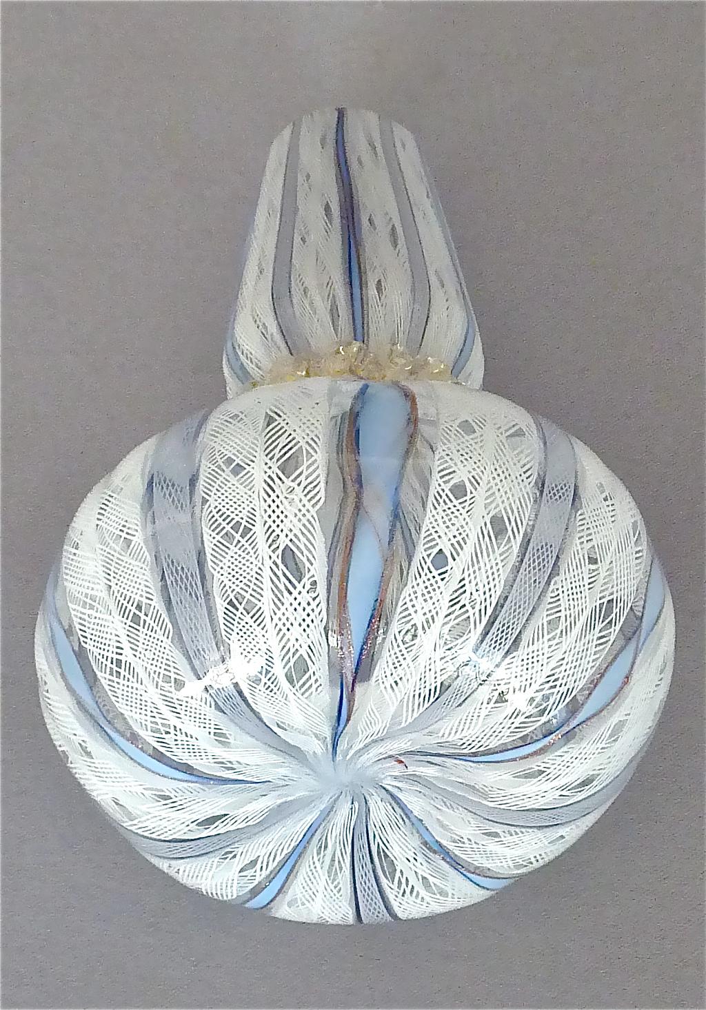 Dino Martens Vase for Aureliano Toso White Blue Murano Art Glass, Italy, 1950s For Sale 3
