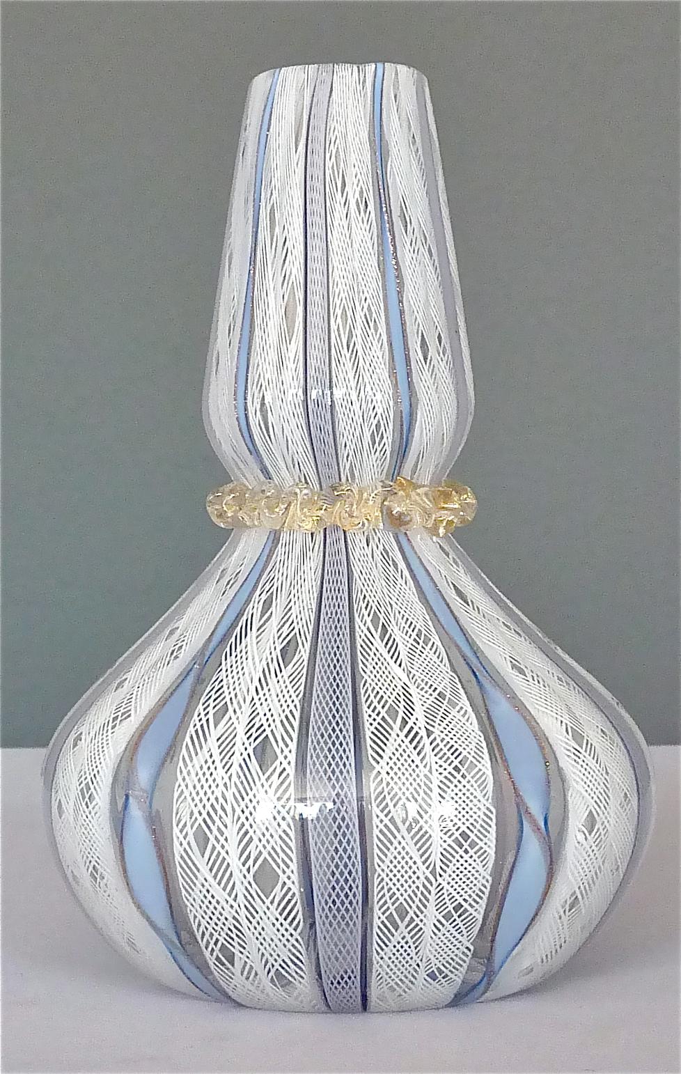Dino Martens Vase for Aureliano Toso White Blue Murano Art Glass, Italy, 1950s For Sale 7